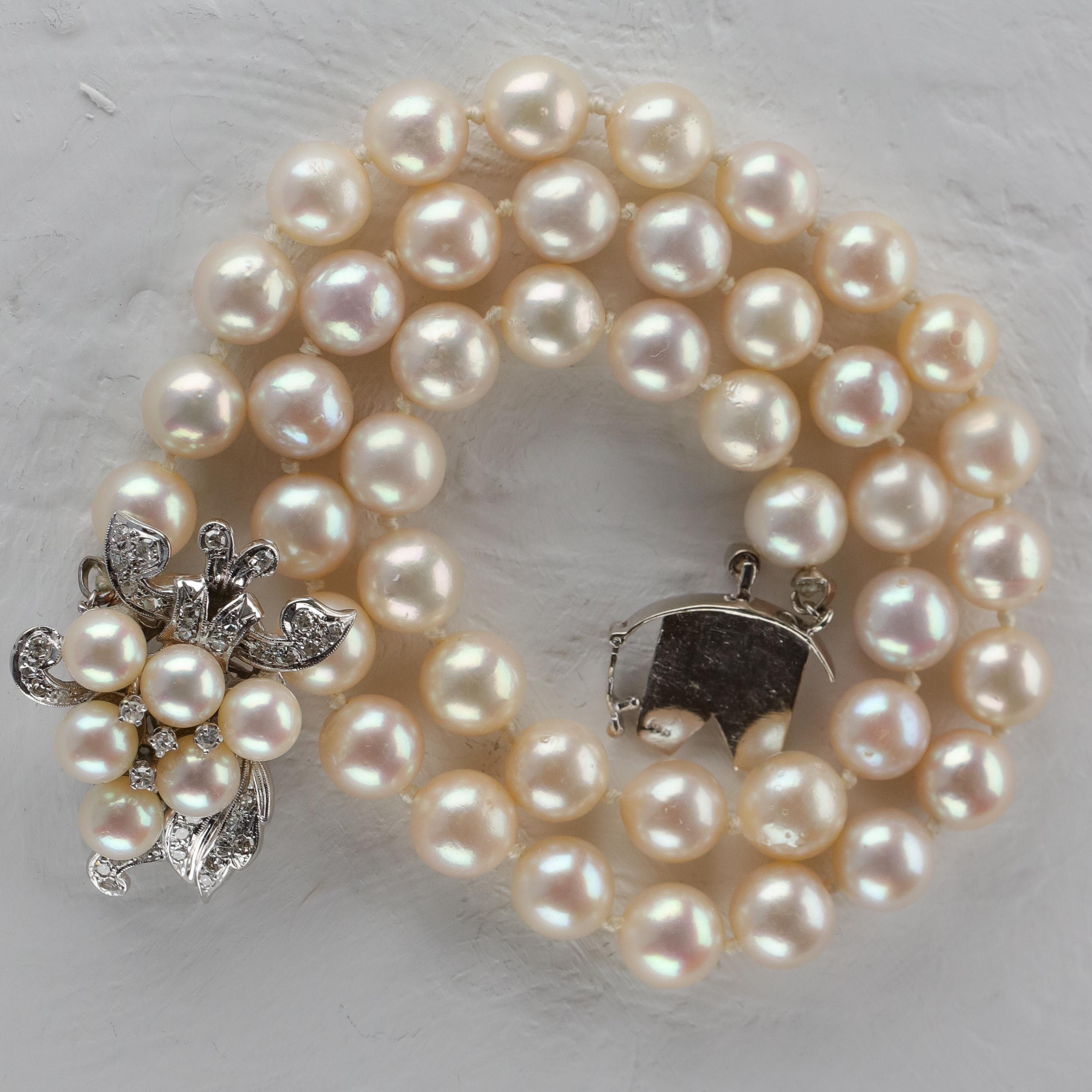 Akoya Pearl Necklace with Diamond Clasp Midcentury 2