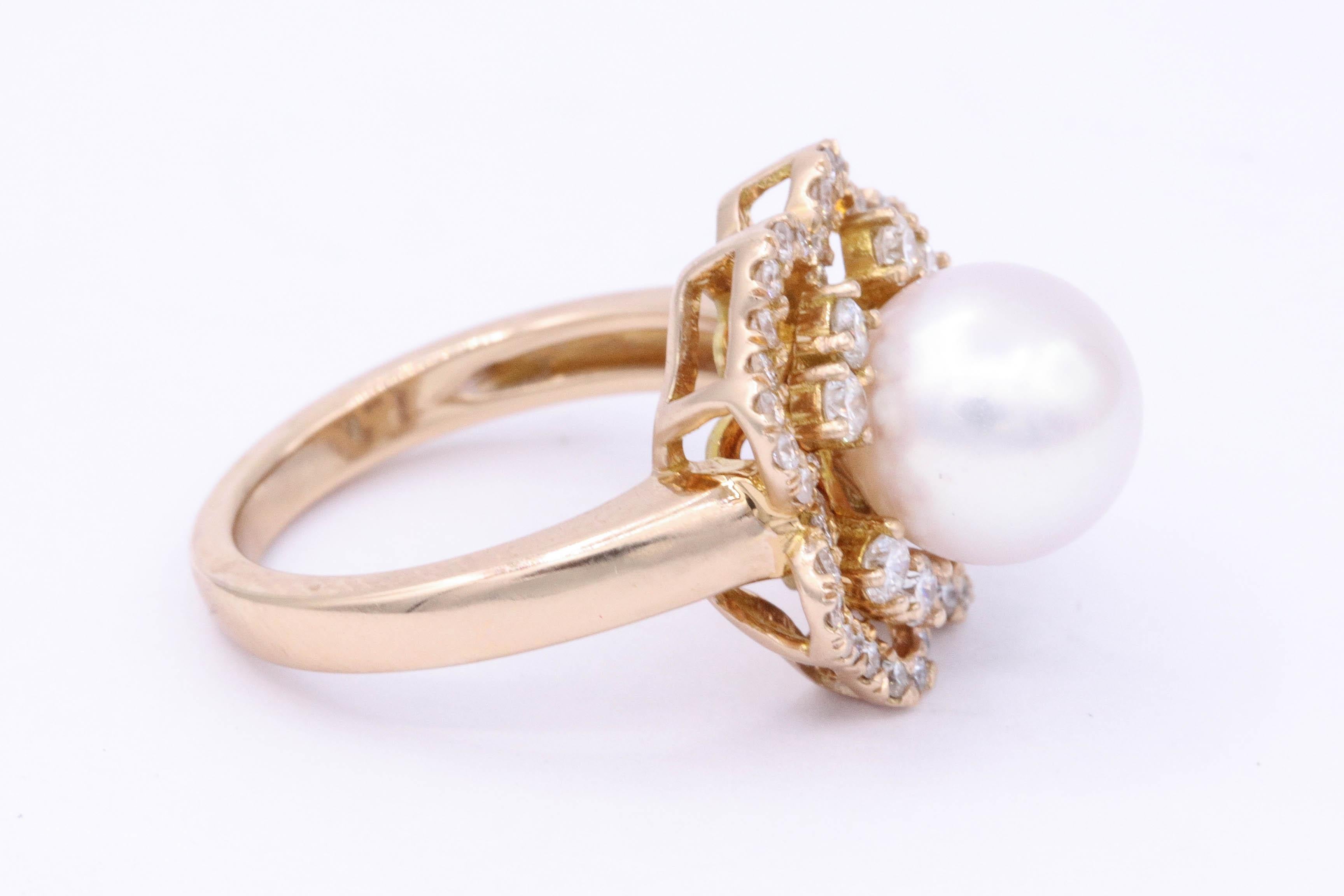 Women's Akoya Pearl and Diamonds Rose Gold Fashion Ring