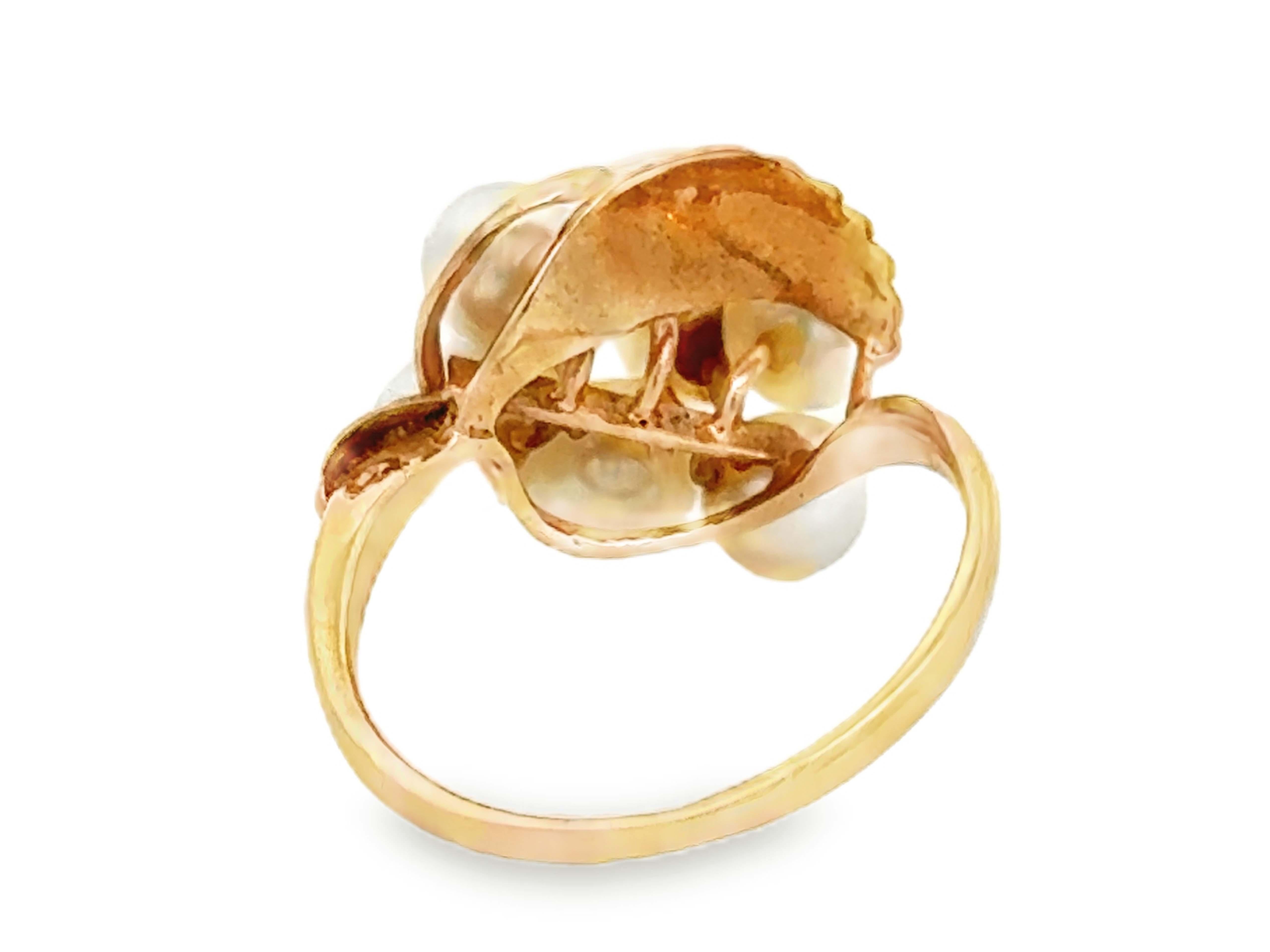 Akoya, bague à feuilles en grappe de perles en or jaune 14 carats en vente 1