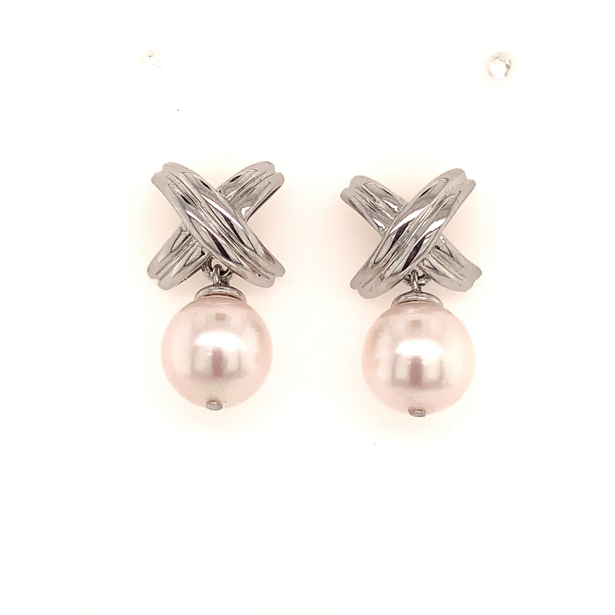 Akoya Pearl Dangle Earrings 14k Gold Certified In New Condition For Sale In Brooklyn, NY