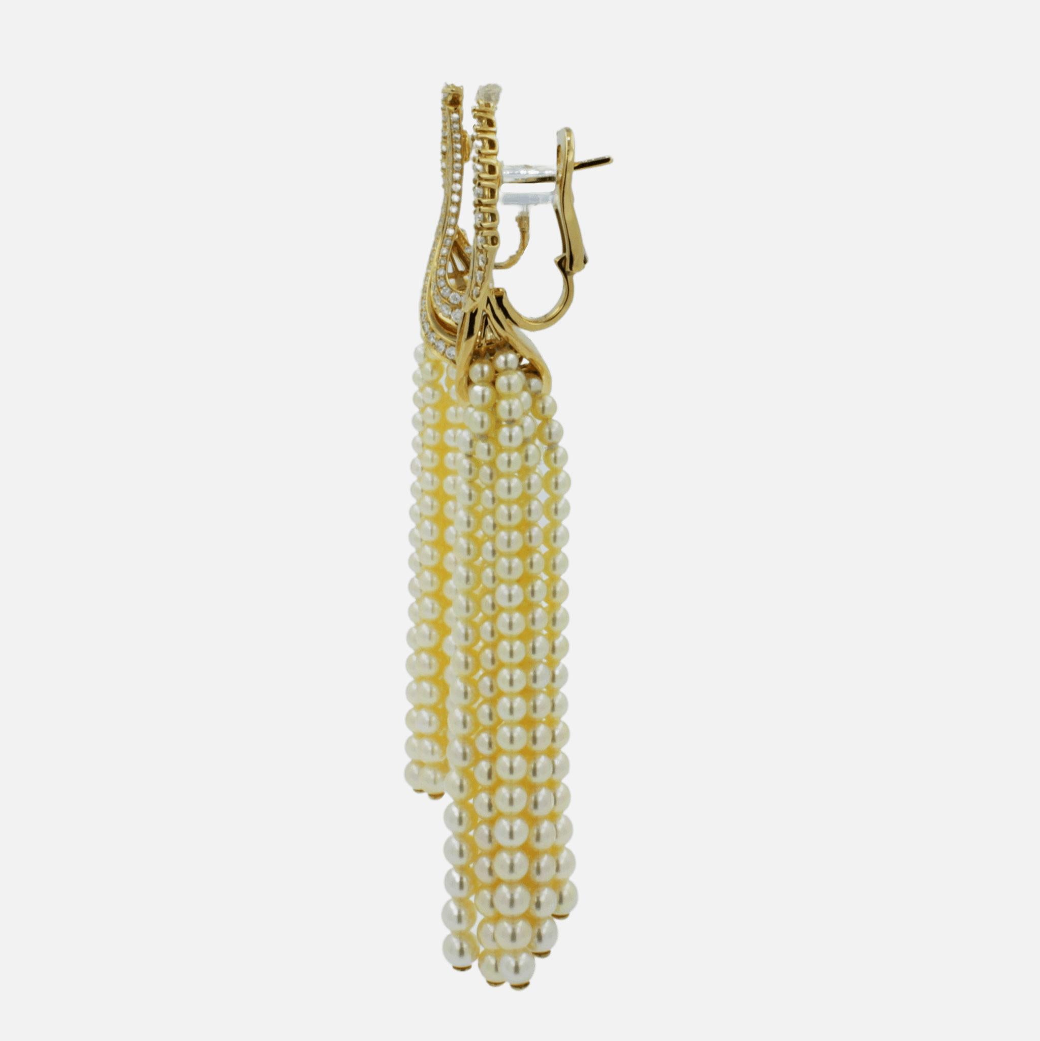 Round Cut Golden White Akoya Pearl Gold Luxury Elegant Grape Cascade Wave Diamond Earrings For Sale