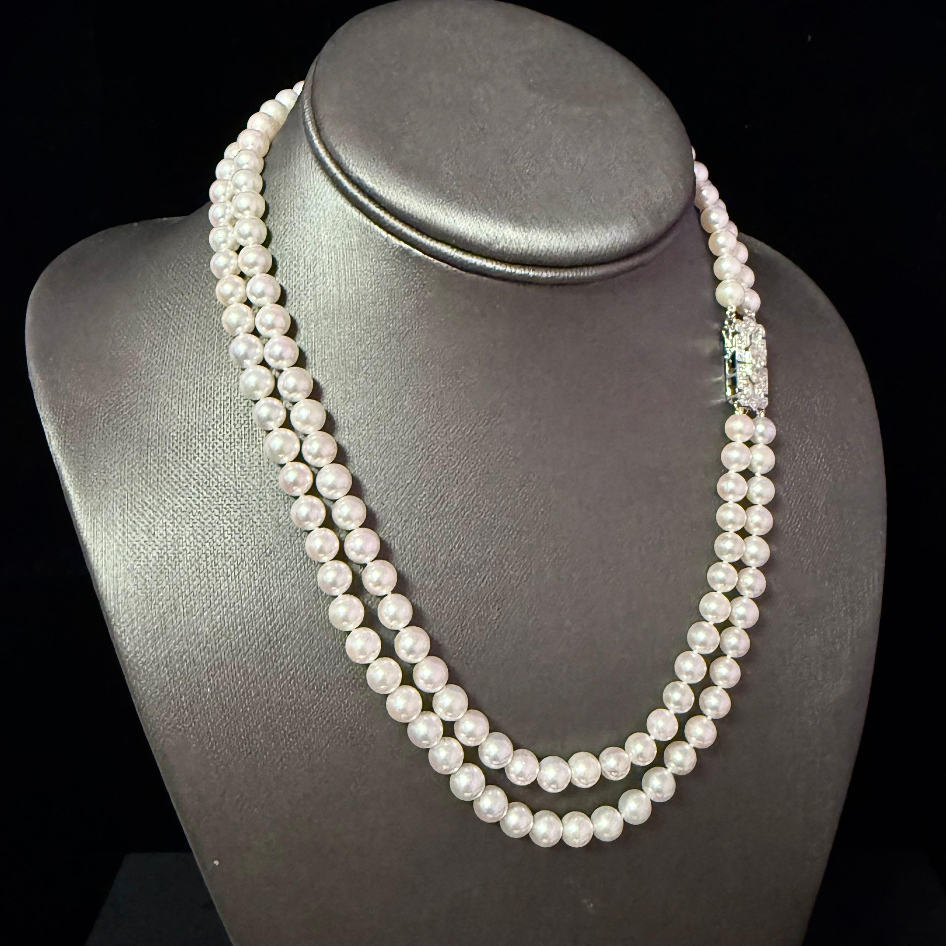 Donna Collana di diamanti con perle Akoya da 17