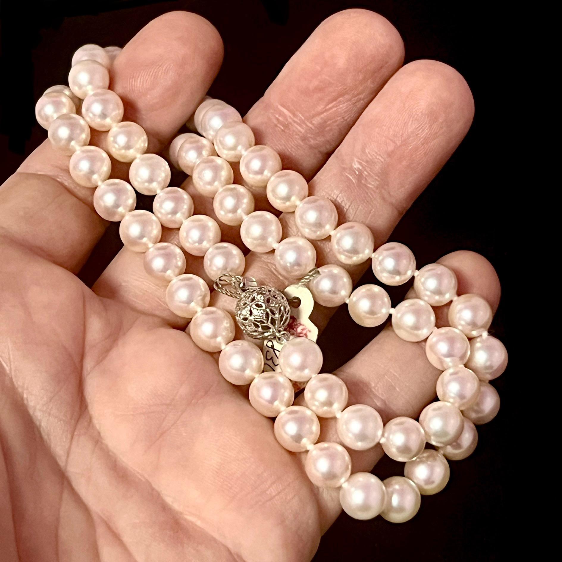 Fine Quality Japanese Akoya Pearl Necklace with Diamond Clasp 21.5
