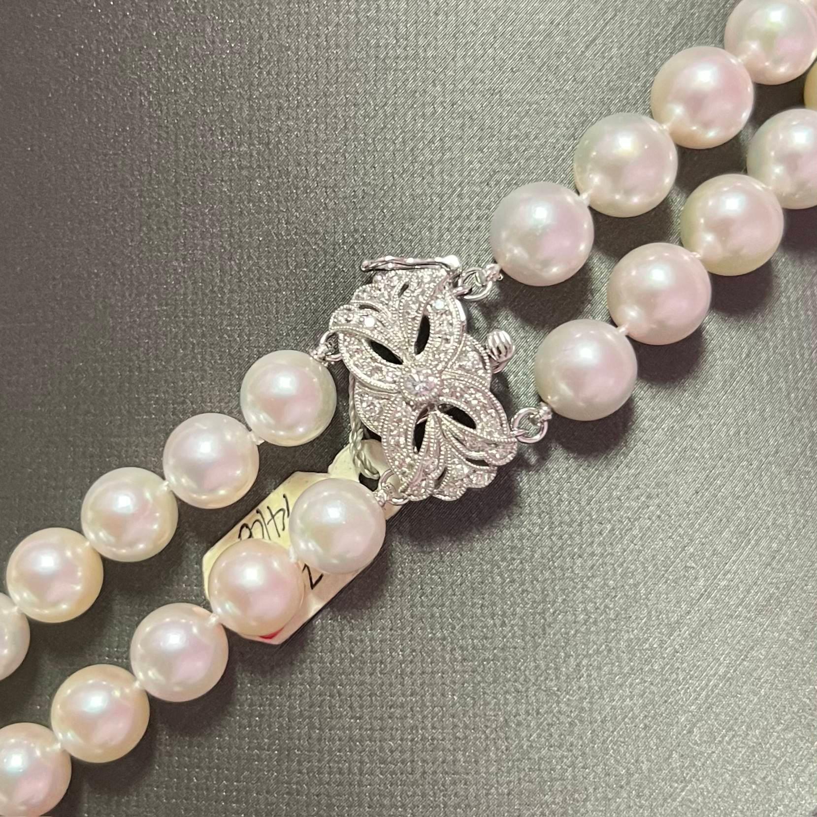 step pearl necklace