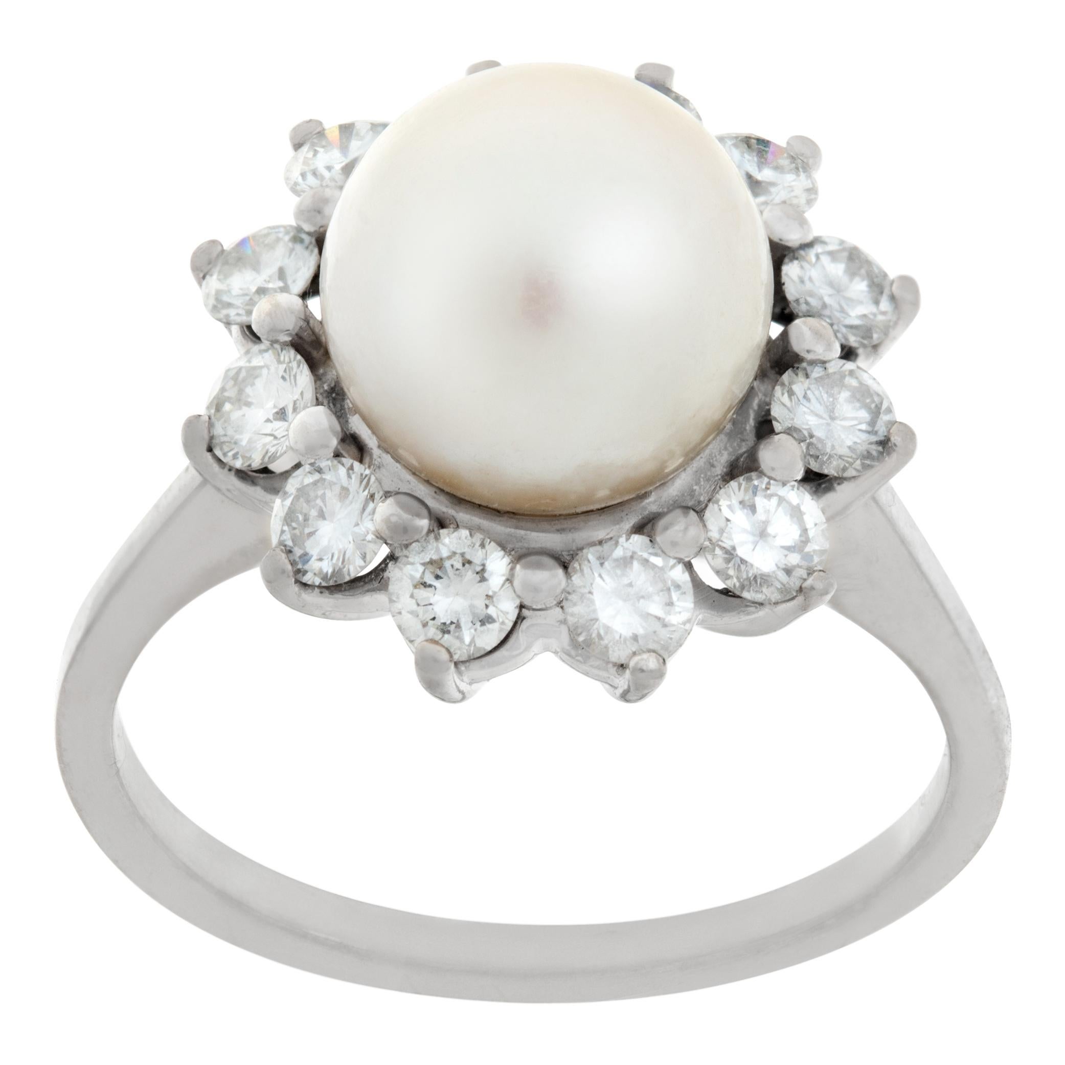 Akoya-Ring aus 18 Karat Weißgold mit Perlen und Diamanten