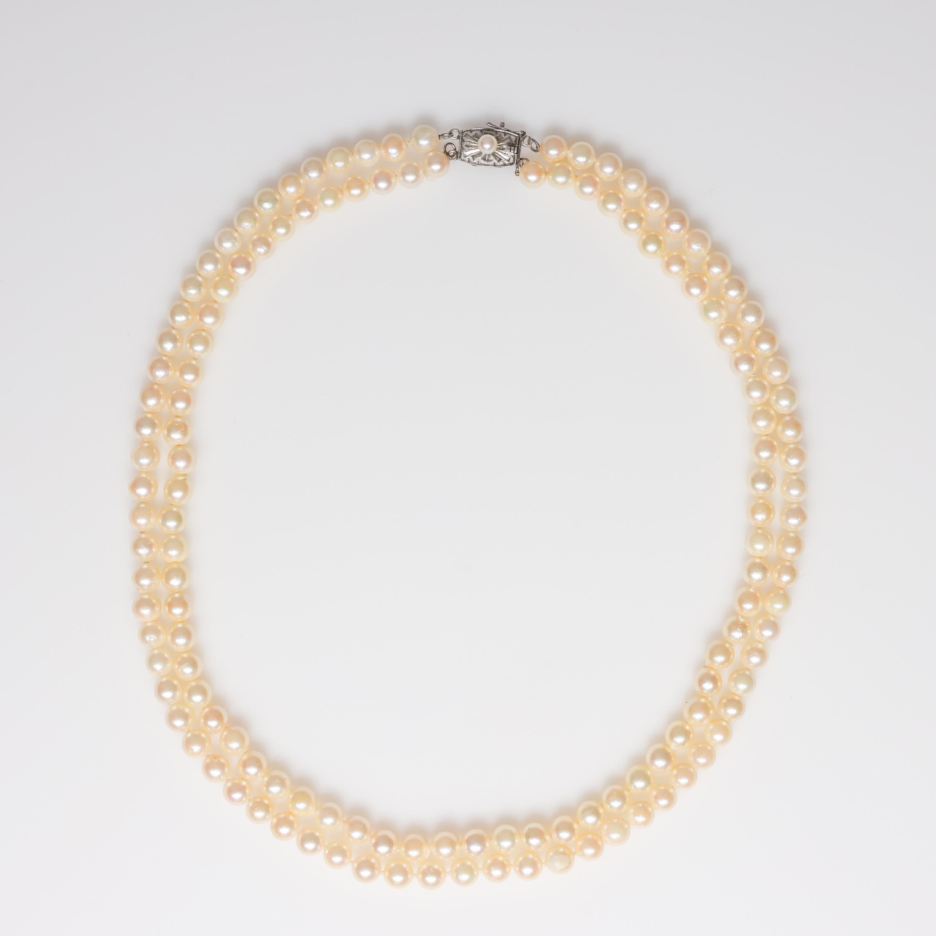 This luxurious strand of sumptuous cultured Akoya pearls dates from the late 1920s or early 1930s and features 137 gorgeous early cultured Akoya pearls. The 5.4mm to 5.97mm pearls represent the finest pearls of their day. The pearl culturing process