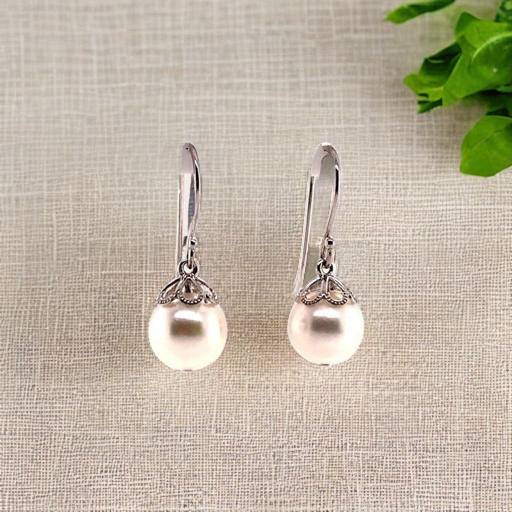 Orecchini di perle Akoya di alta qualità in oro bianco 14 KT 8,92 mm certificati $990 017529

Questo è un gioiello unico nel suo genere, realizzato su misura e di grande fascino!

Niente dice 