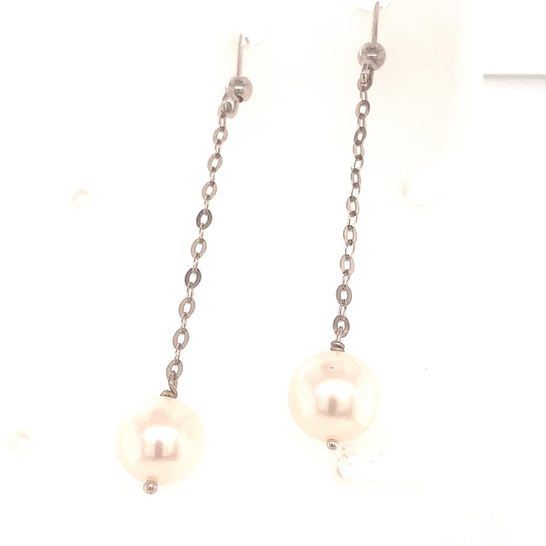 Round Cut Akoya Pearl Earrings 14k Gold Certified For Sale