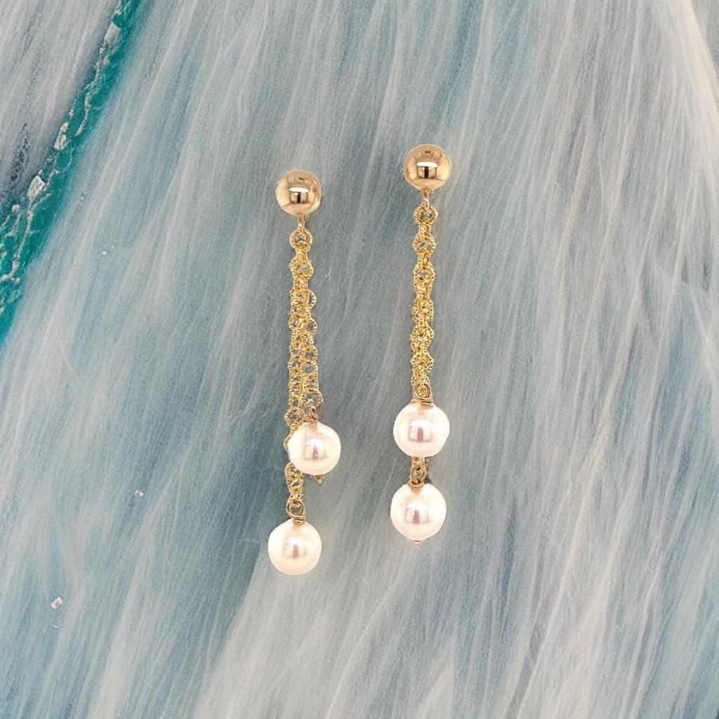 Taille ronde Boucles d'oreilles Akoya en or jaune 14 carats certifié en vente