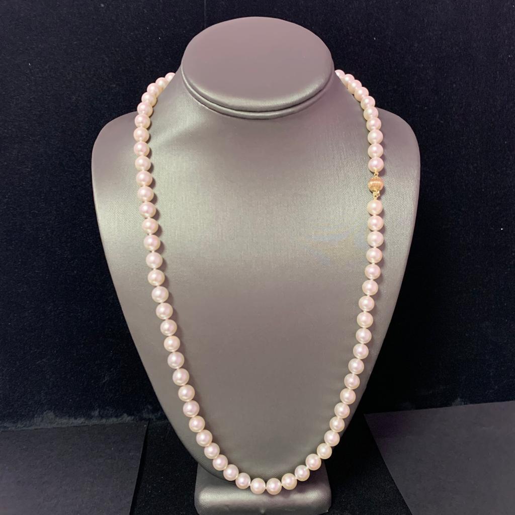 Round Cut Akoya Pearl Necklace 14 Karat Yellow Gold Certified For Sale