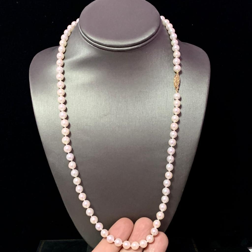 Collier de perles Akoya en or jaune 14 carats certifié 7,5 mm Neuf - En vente à Brooklyn, NY