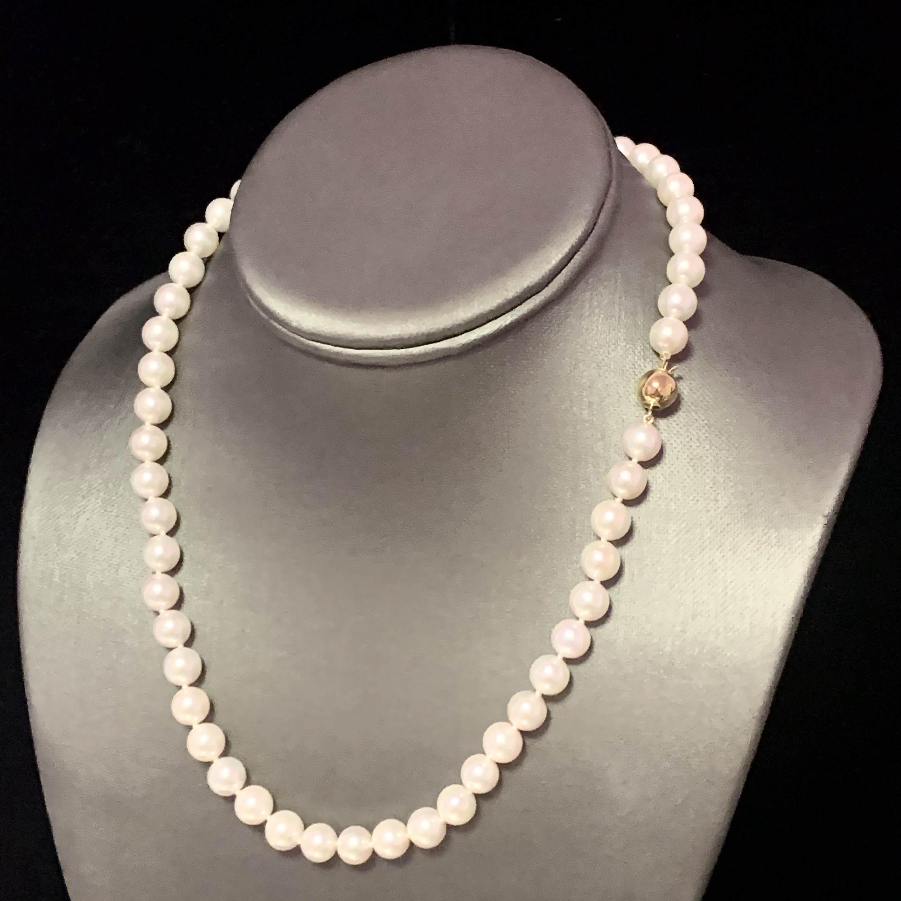 Round Cut Akoya Pearl Necklace 14k Gold 18