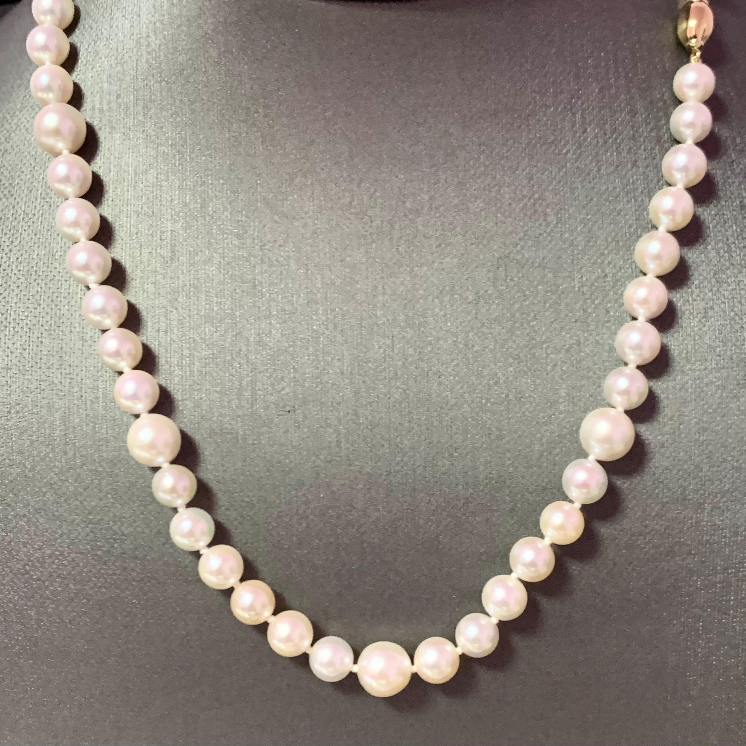 Round Cut Akoya Pearl Necklace 14k Gold Certified For Sale