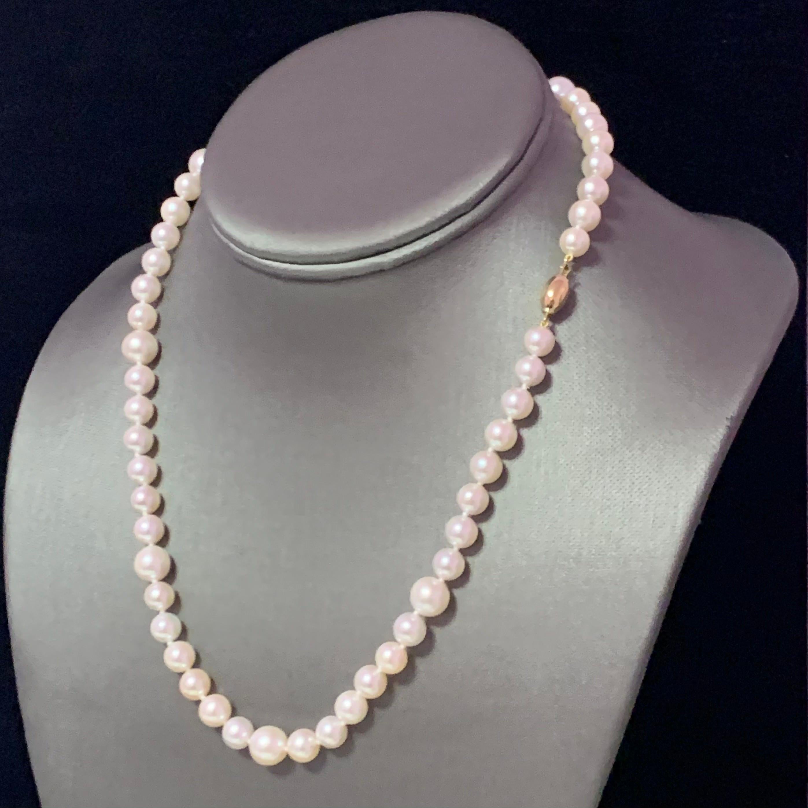 Round Cut Akoya Pearl Necklace 14k Gold Certified For Sale