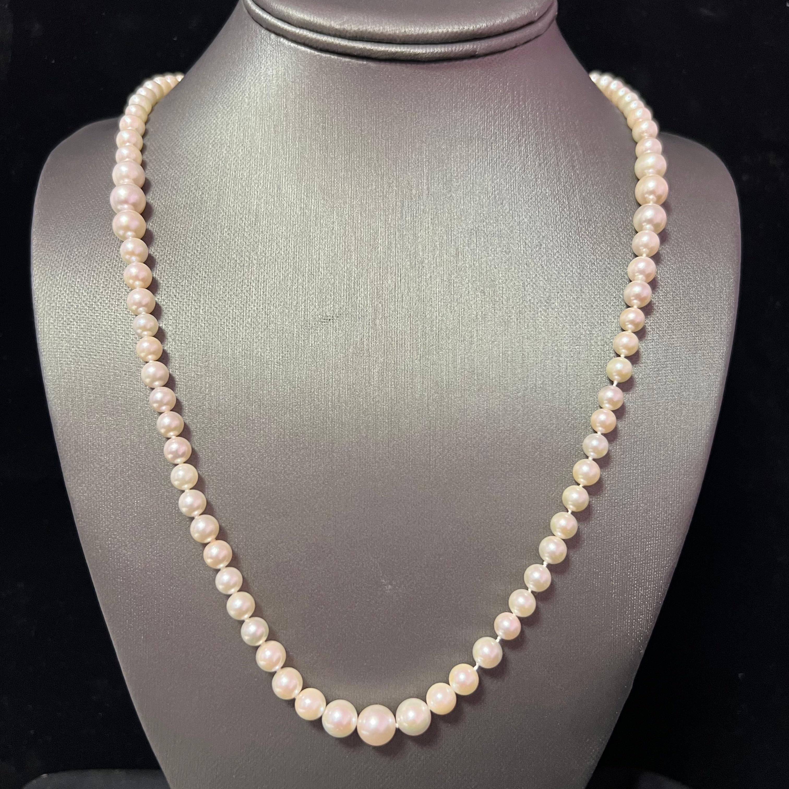 Women's Akoya Pearl Necklace 14k Gold 8.5 mm Certified For Sale