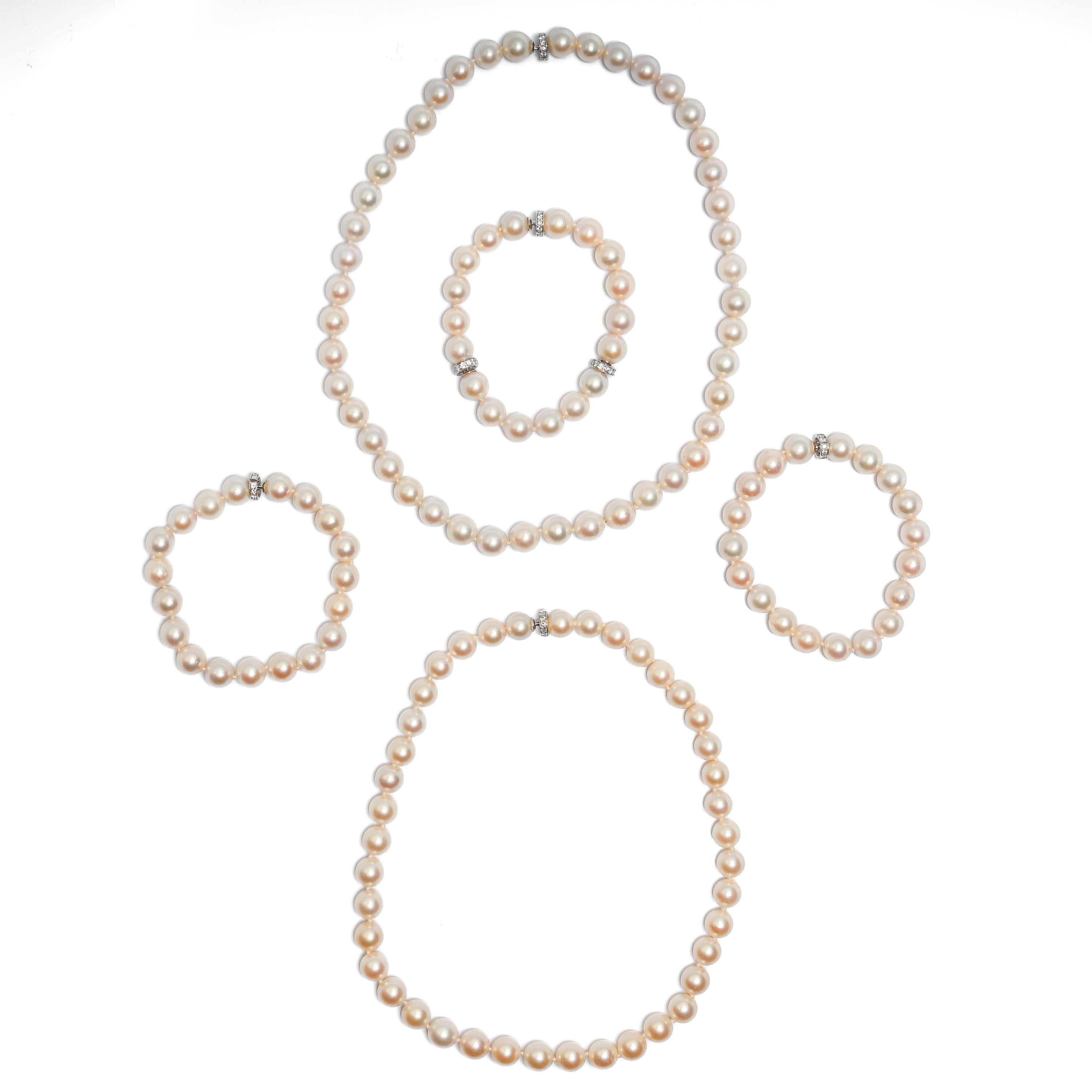 Collana di perle Akoya, 64