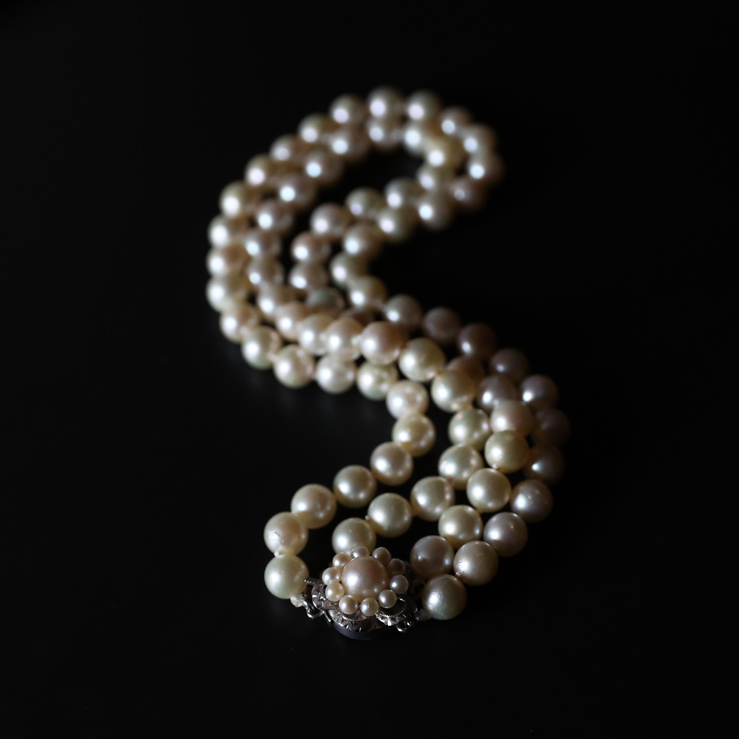 Double Strand Akoya Pearl Necklace In Excellent Condition For Sale In Southbury, CT
