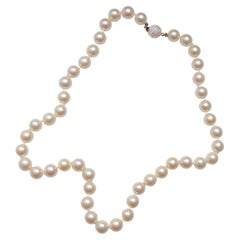 Akoya Pearl & Necklace Diamond Clasp 9mm Luxury Size Pearls, circa 1980s