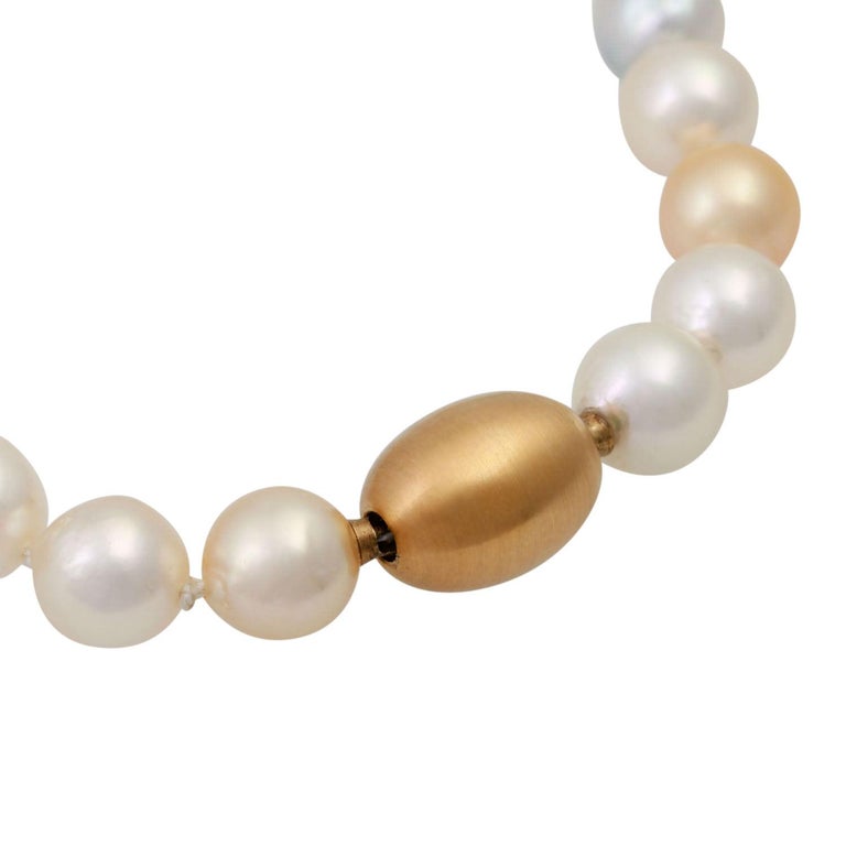 Akoya Pearl Necklace Multicolor For Sale at 1stDibs