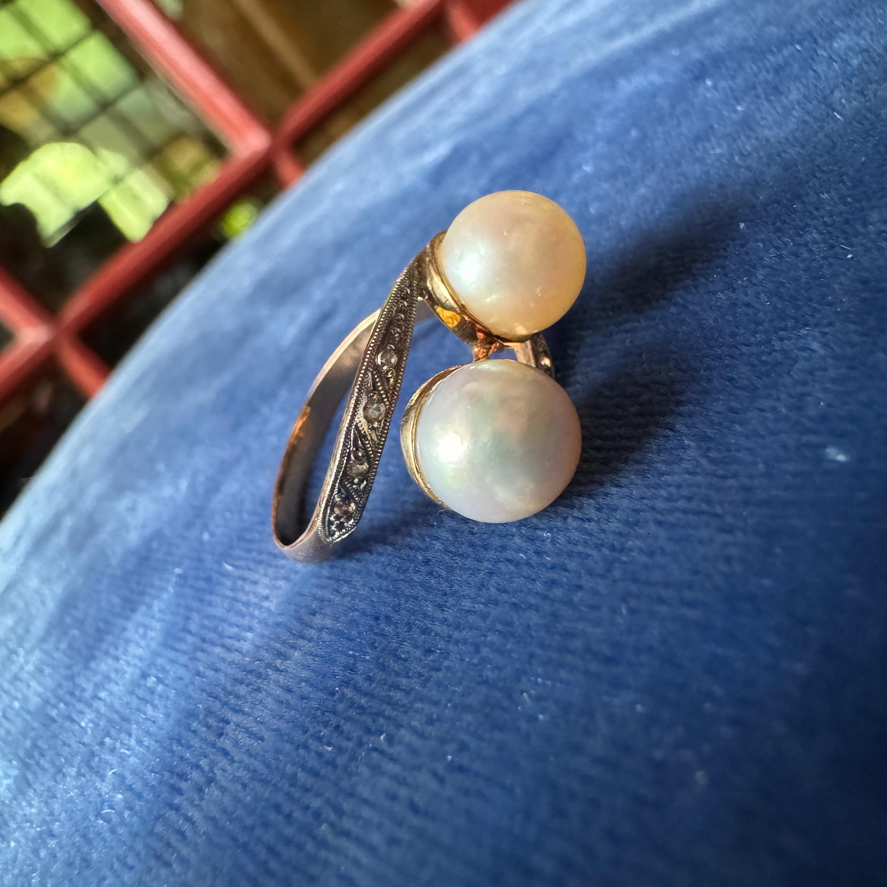 Anillo de Perlas Akoya, Eduardiano, 18K, Platino, Diamantes, Certificado GIA en venta 2