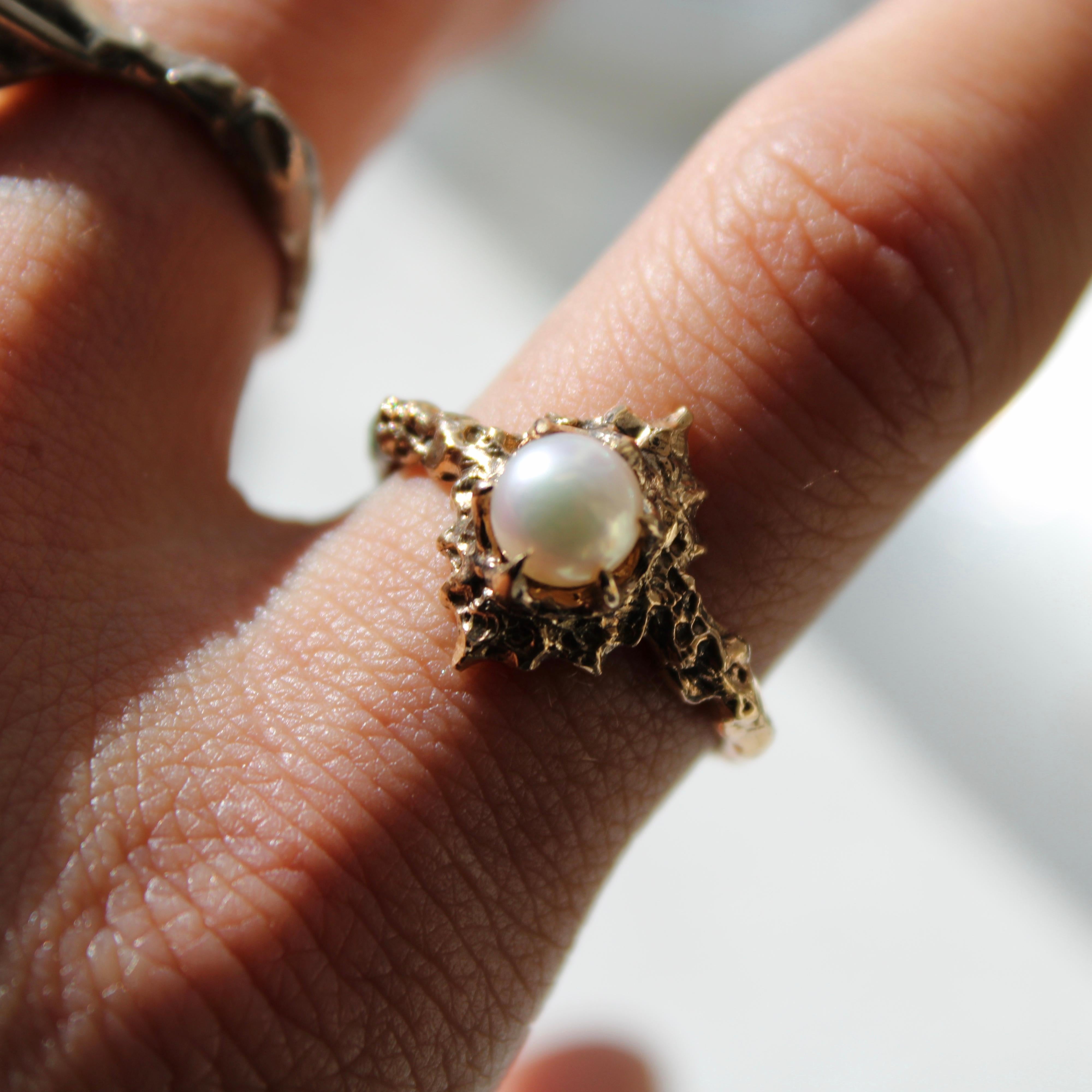Akoya Pearl Solitaire Ring in 14 Karat Yellow Gold In New Condition For Sale In Foxborough, MA