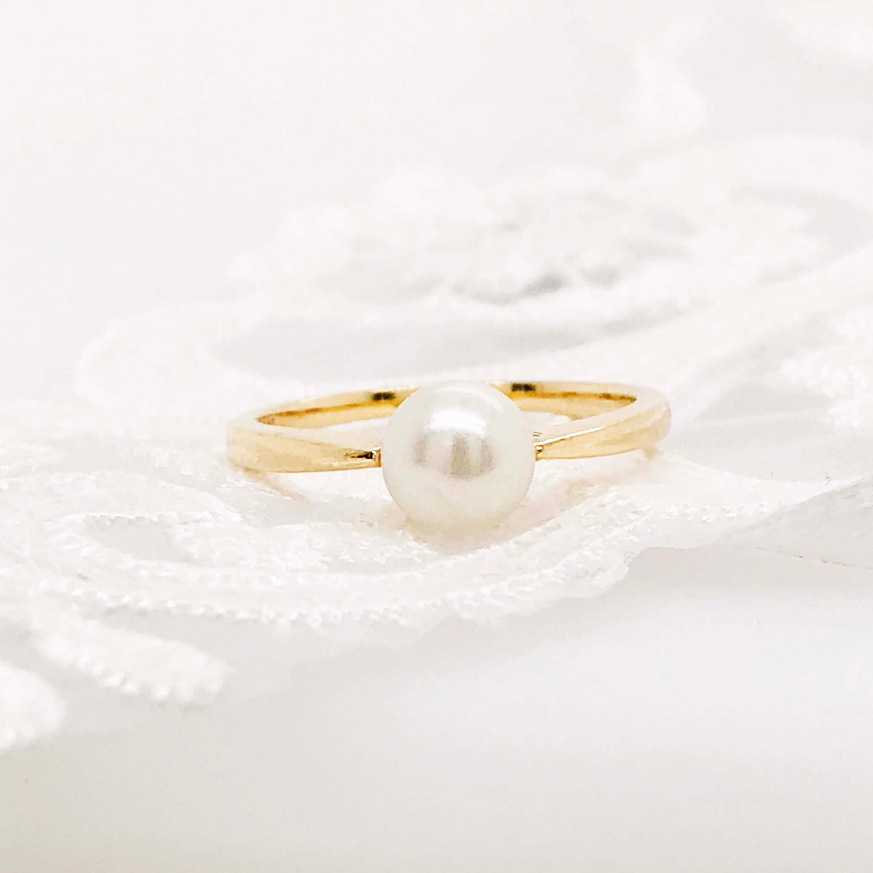Akoya Pearl Solitaire Ring with Genuine Round Akoya Pearl in 14 Karat Gold 4