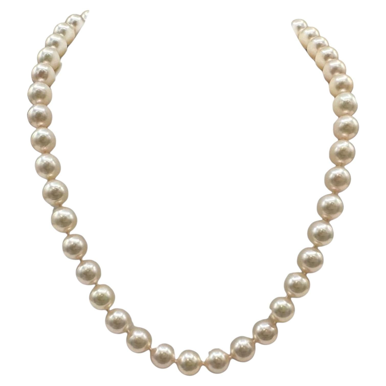 Collier de perles d'Akoya 6.5-7mm 18in fermoir or 14K en vente