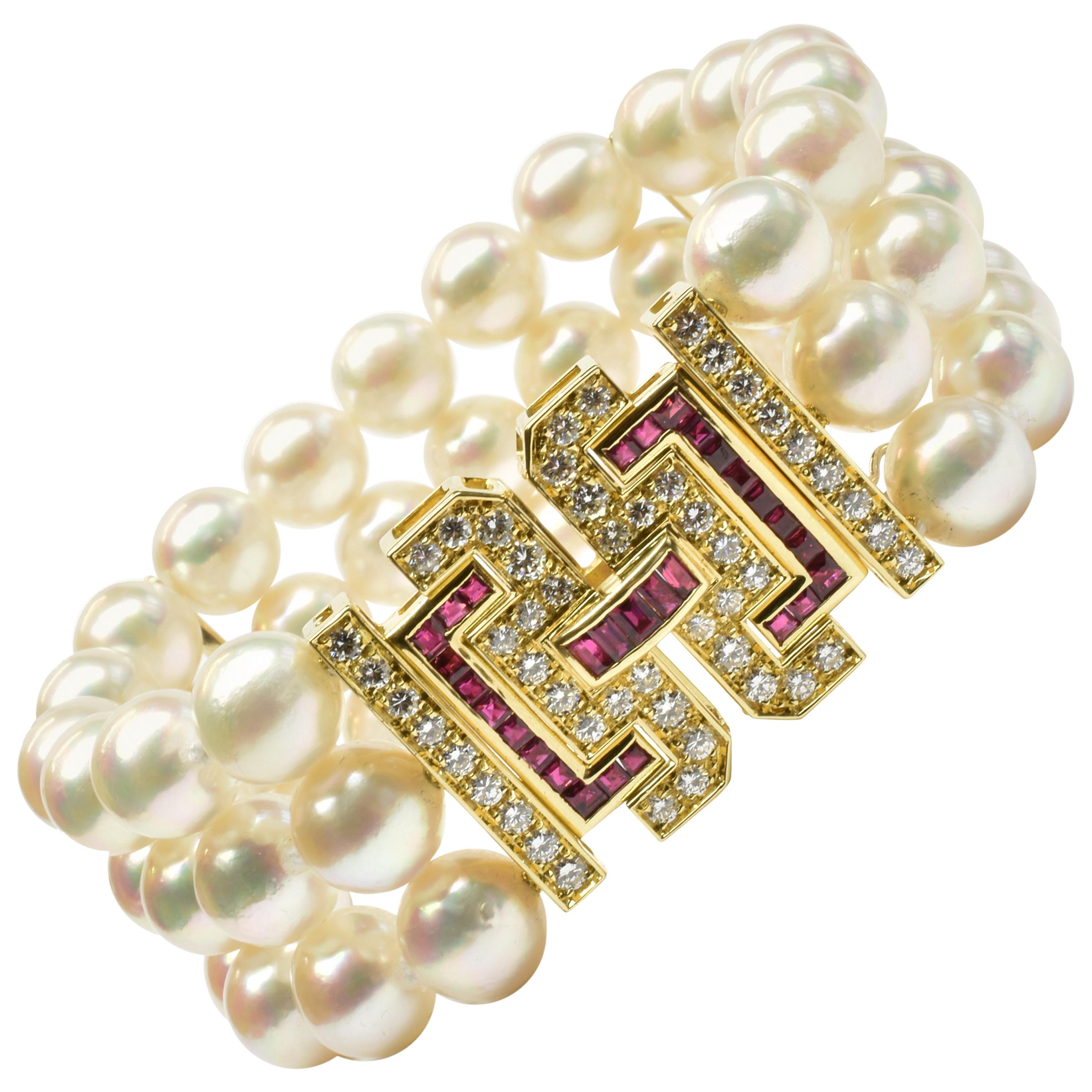 Akoya Pearls Bacelet with Rubies and Diamonds Gold Clasp For Sale