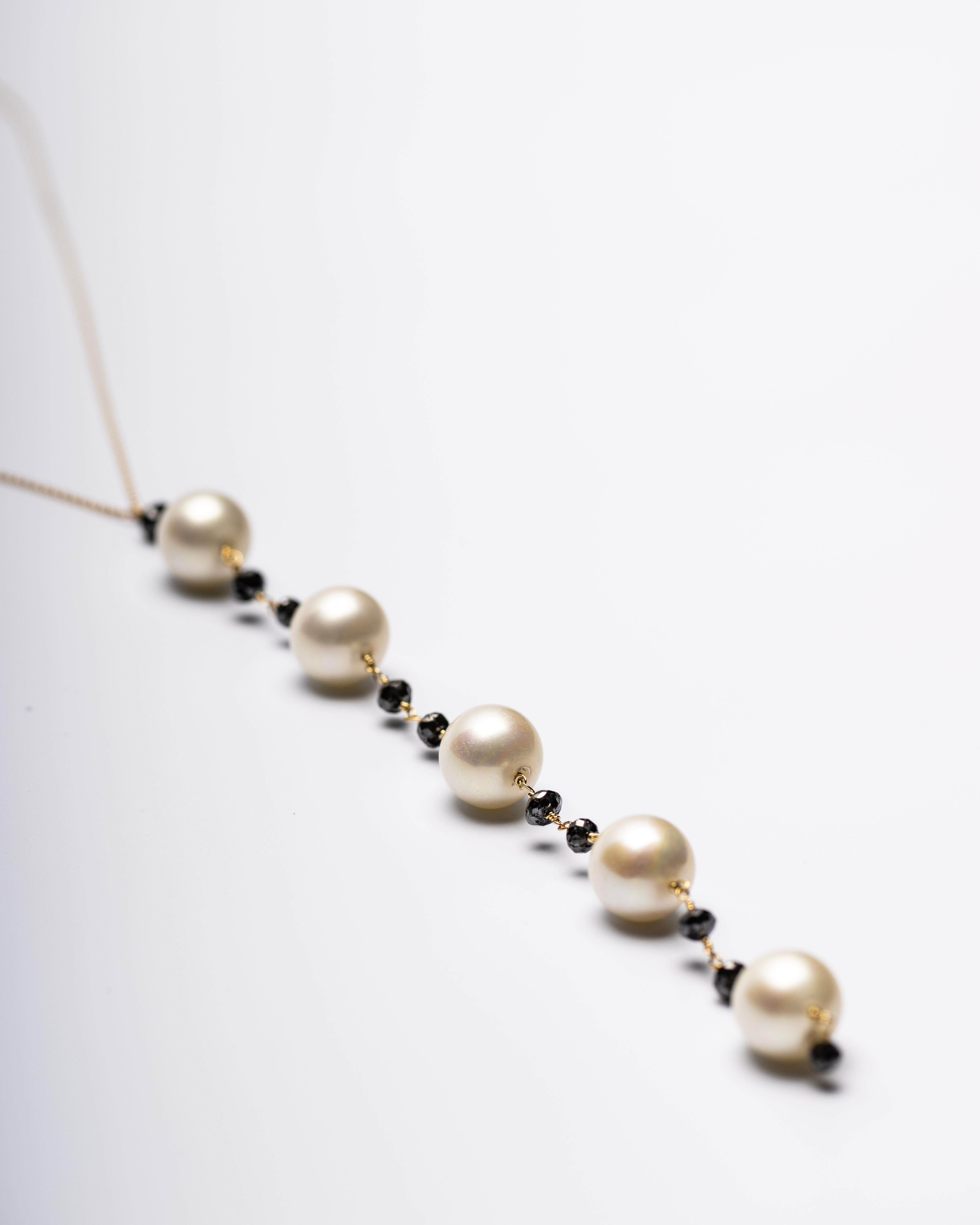 Akoya Pearls & Black Diamonds Drop Necklace in 18K Yellow Gold In New Condition For Sale In Westport, CT