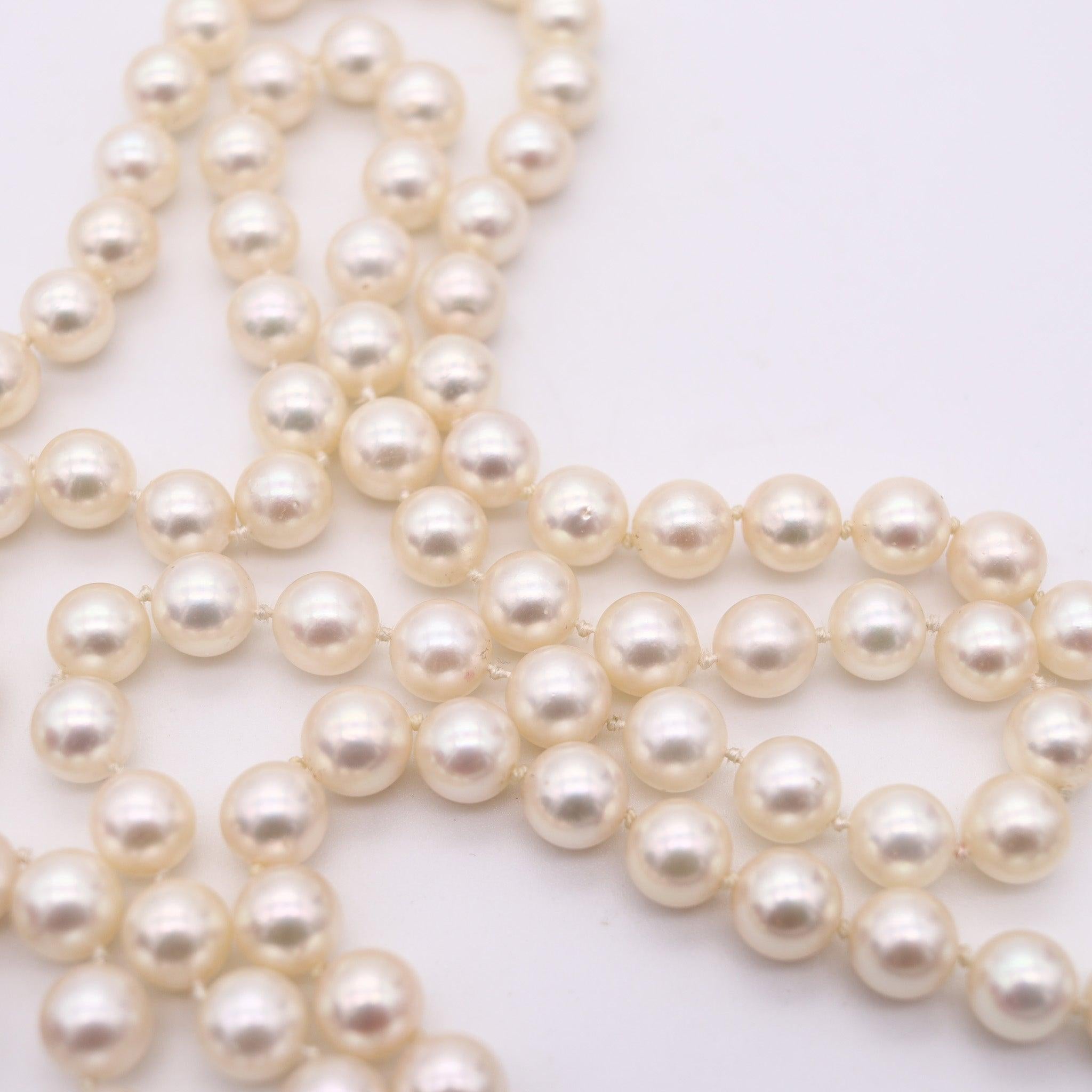 AKOYA PEARLS Collier à double rang certifié par leGIA en or 14 carats avec diamants Pour femmes en vente