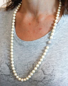 AKOYA PEARLS Long Pearls Necklace With 18Kt White Gold Spherical Lock