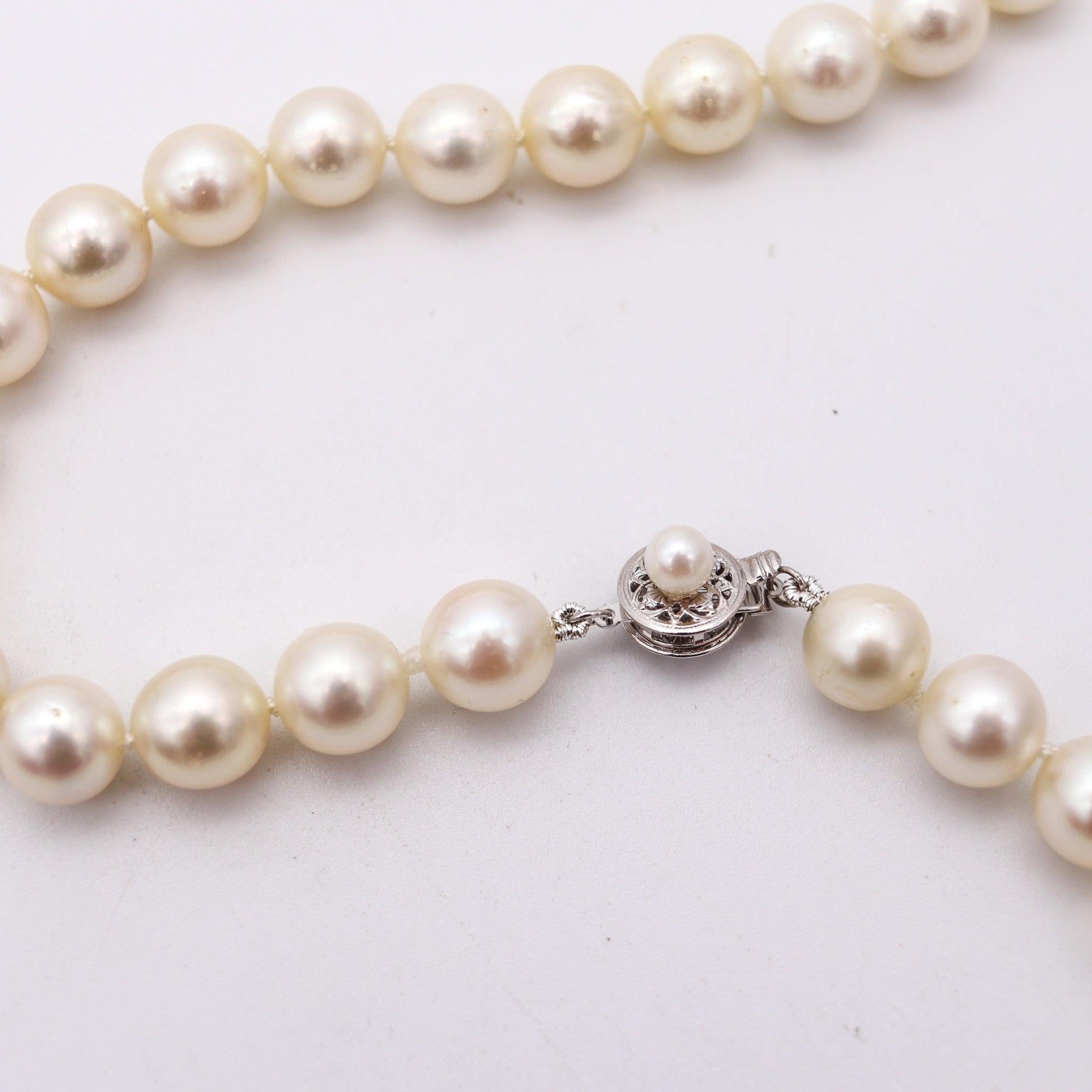 Round Cut AKOYA PEARLS Long Pearls Necklace With 18Kt White Gold Spherical Lock For Sale