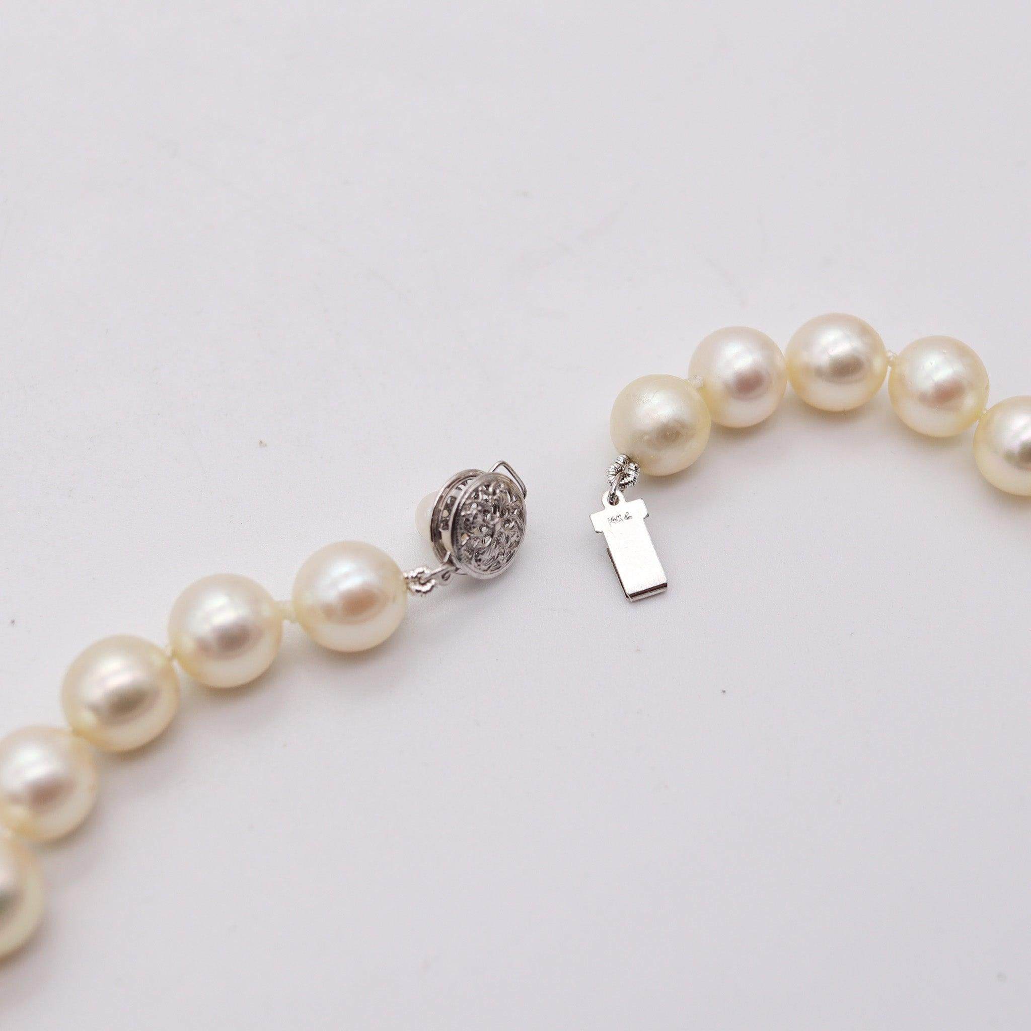 Women's AKOYA PEARLS Long Pearls Necklace With 18Kt White Gold Spherical Lock For Sale