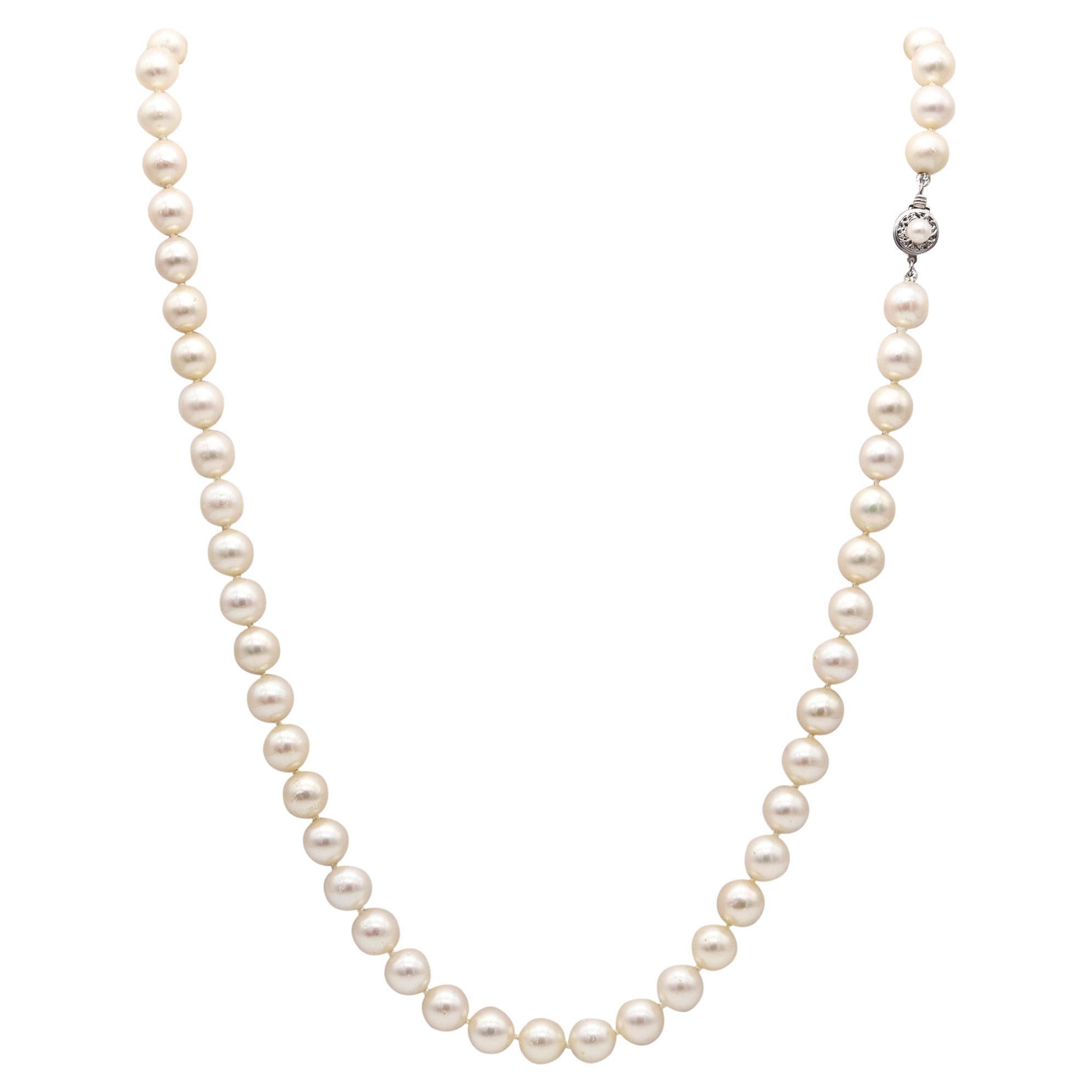AKOYA PEARLS Lange Perlen-Halskette mit kugelförmigem Schloss aus 18 Karat Weißgold
