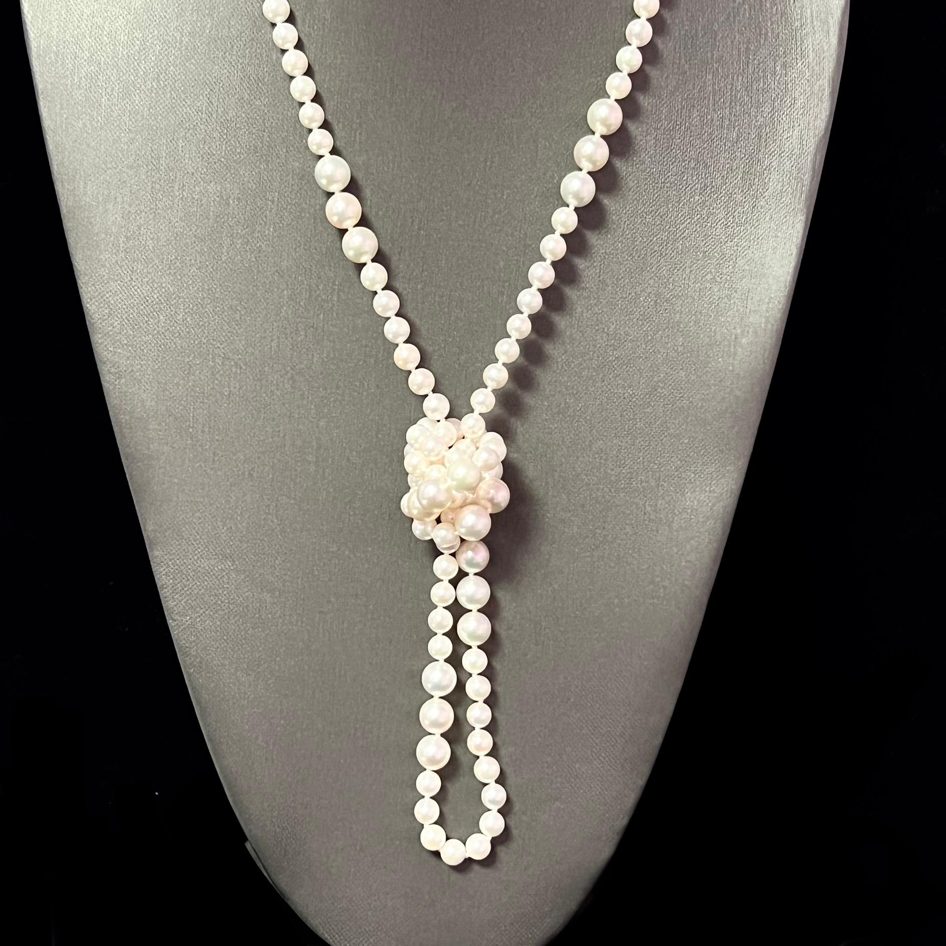Collier Akoya en perles et or 14 carats avec fermoir boule certifié en vente 1