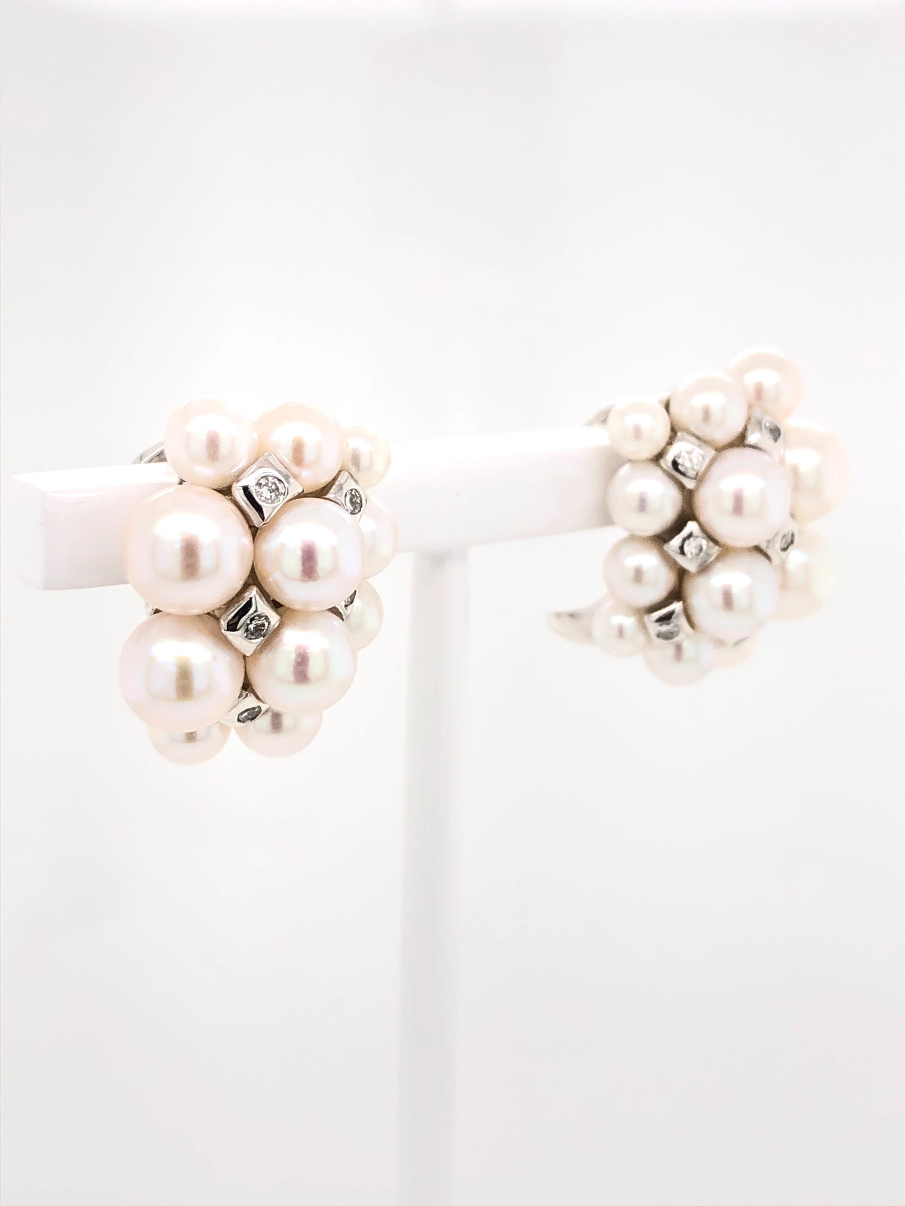 Brilliant Cut Akoya Pearls with White Diamonds on White Gold 18 Karat Earrings