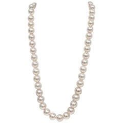 Akoya Pink Overtones Round Pearl Necklace with Gold Clasp