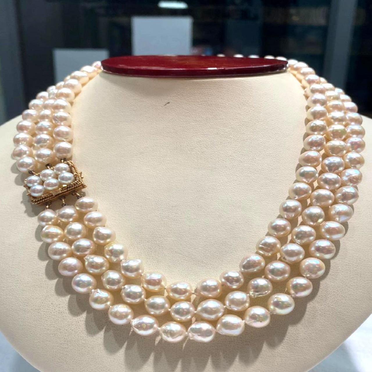 Akoya Semi Baroque Pearls 14k Yellow Gold Clasp In New Condition For Sale In LA, CA