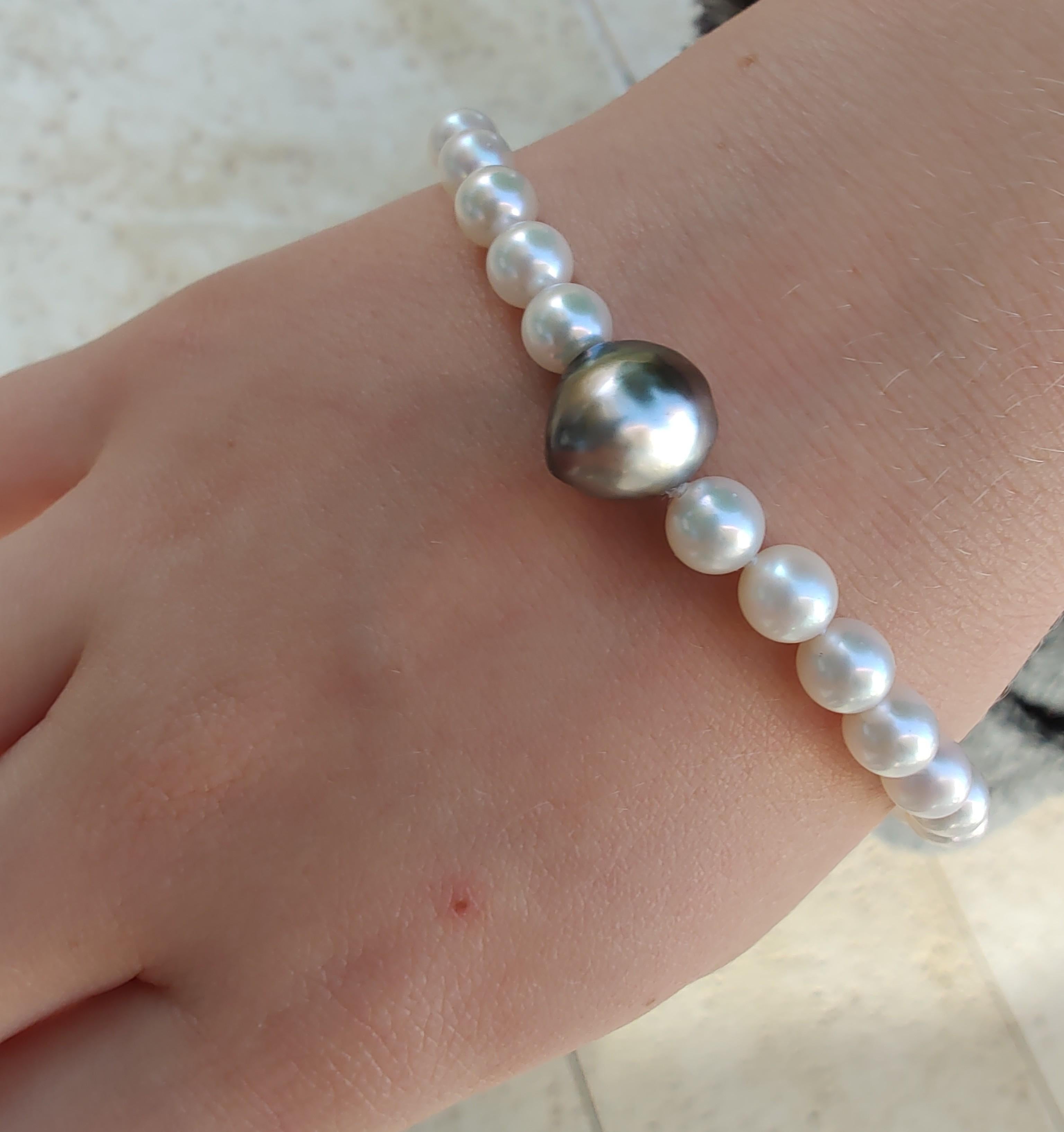 Taille ronde Akoya Bracelet de perles de Tahiti en vente