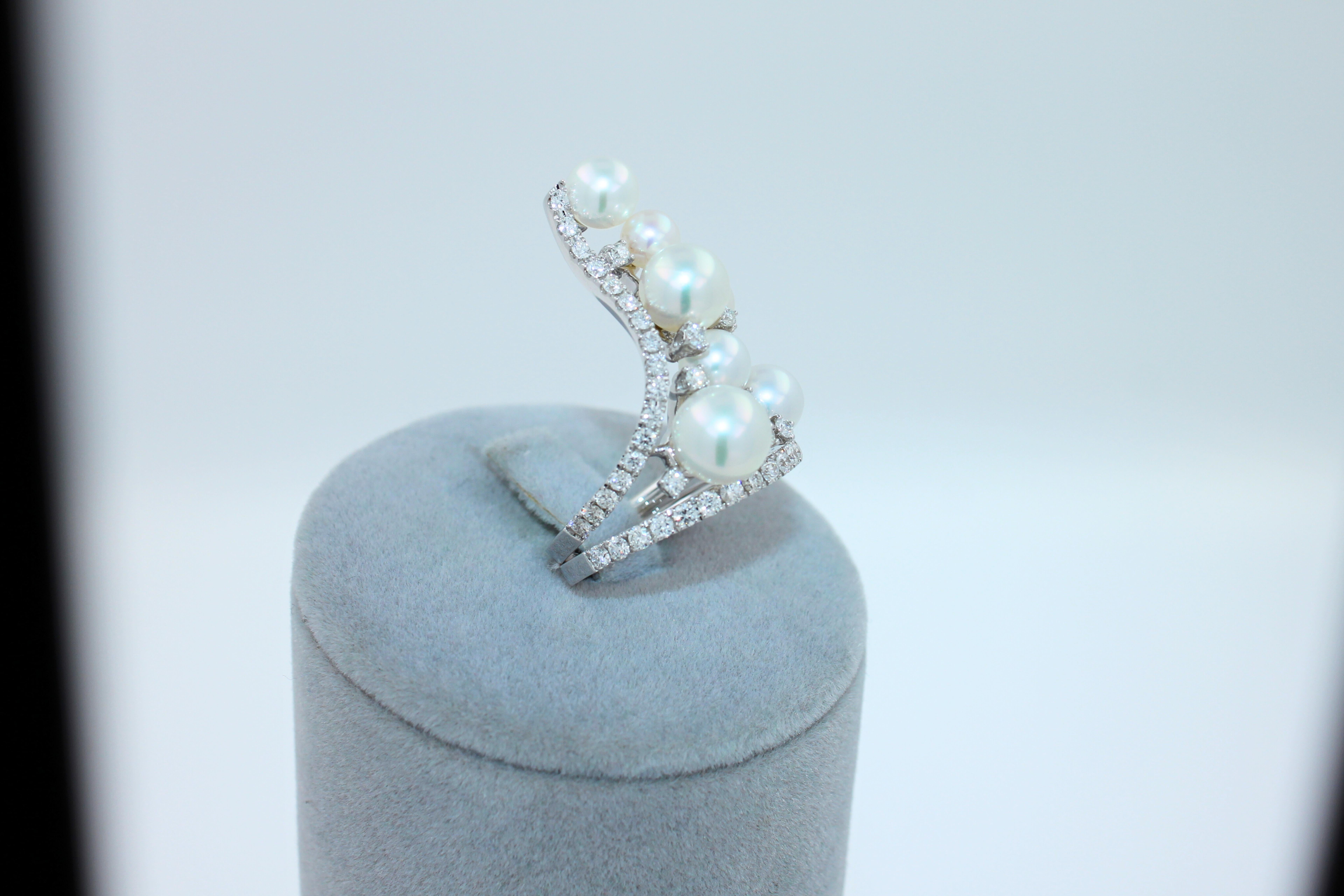 Akoya White Pearl Diamond Luxury Cocktail Tiara Crown 18 Karat White Gold Ring For Sale 7