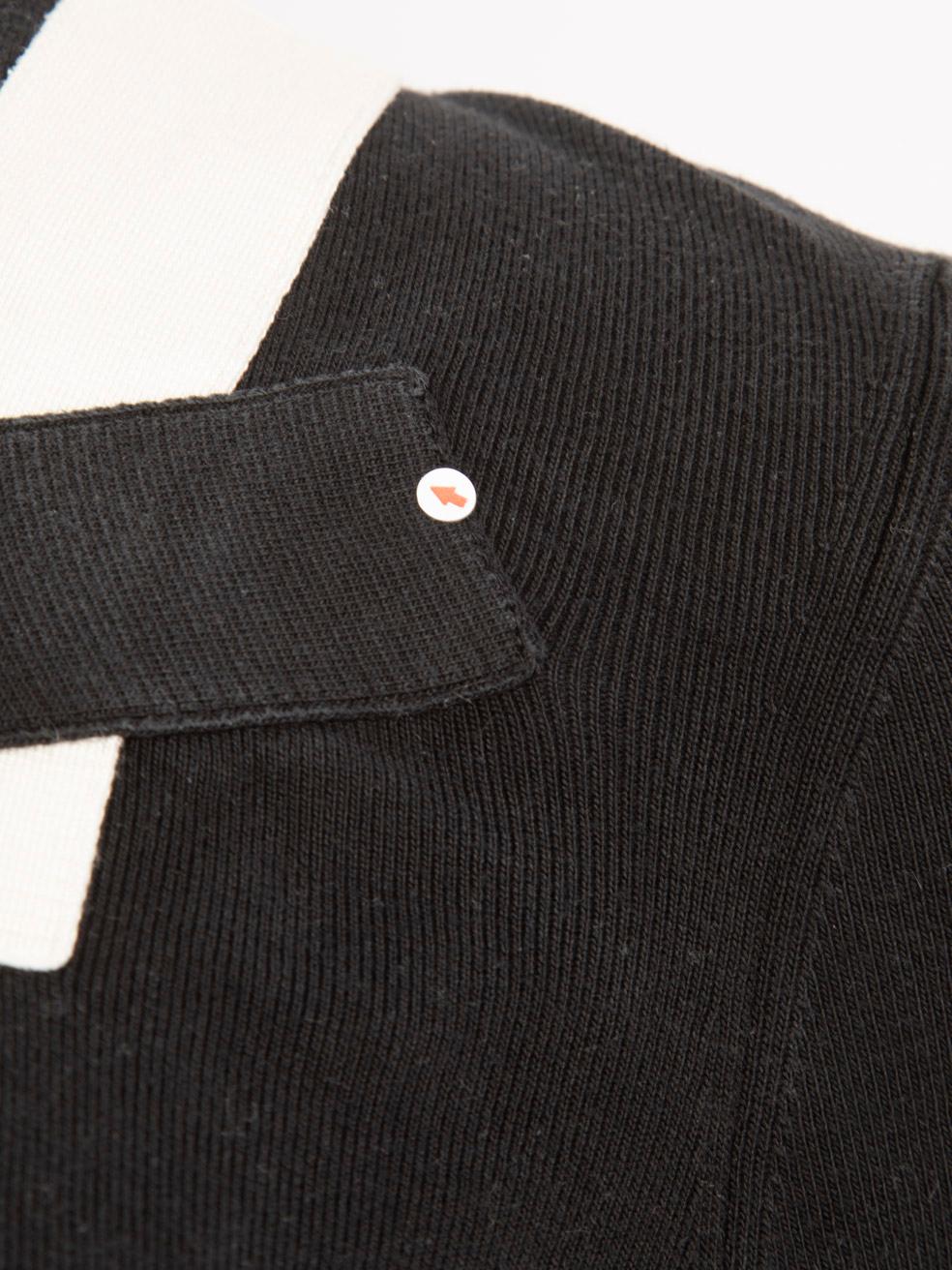 Akris - Top nero a pannelli con scollo a V - taglia L. In condizioni buone in vendita a London, GB