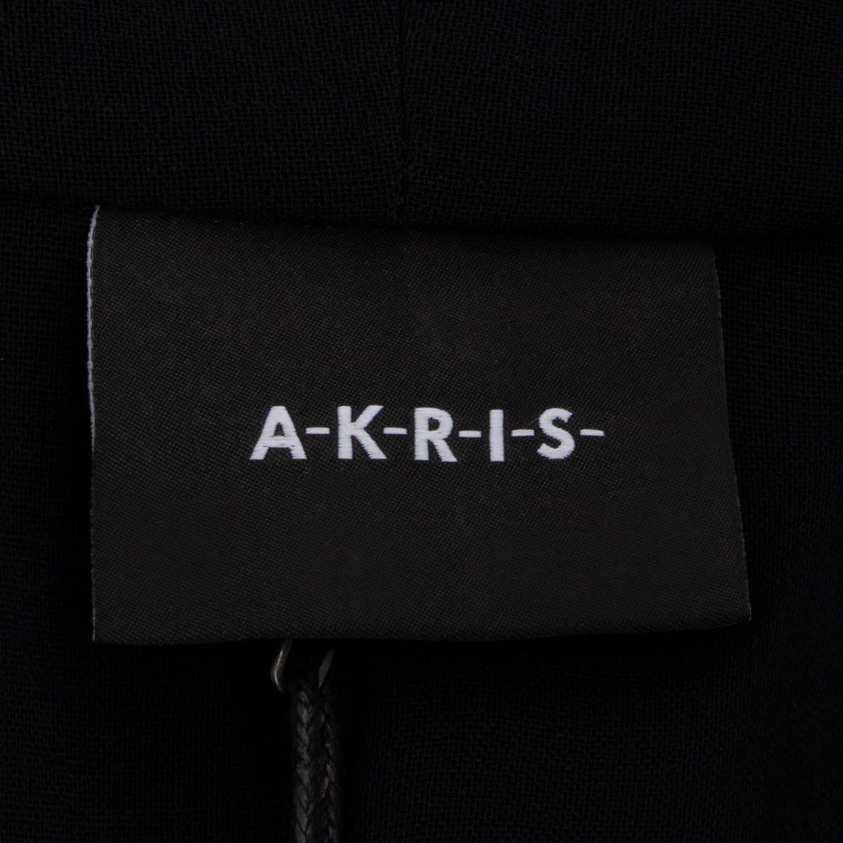 AKRIS black & white wool EMBROIDERED BELTED Blazer Jacket 38 M For Sale 1