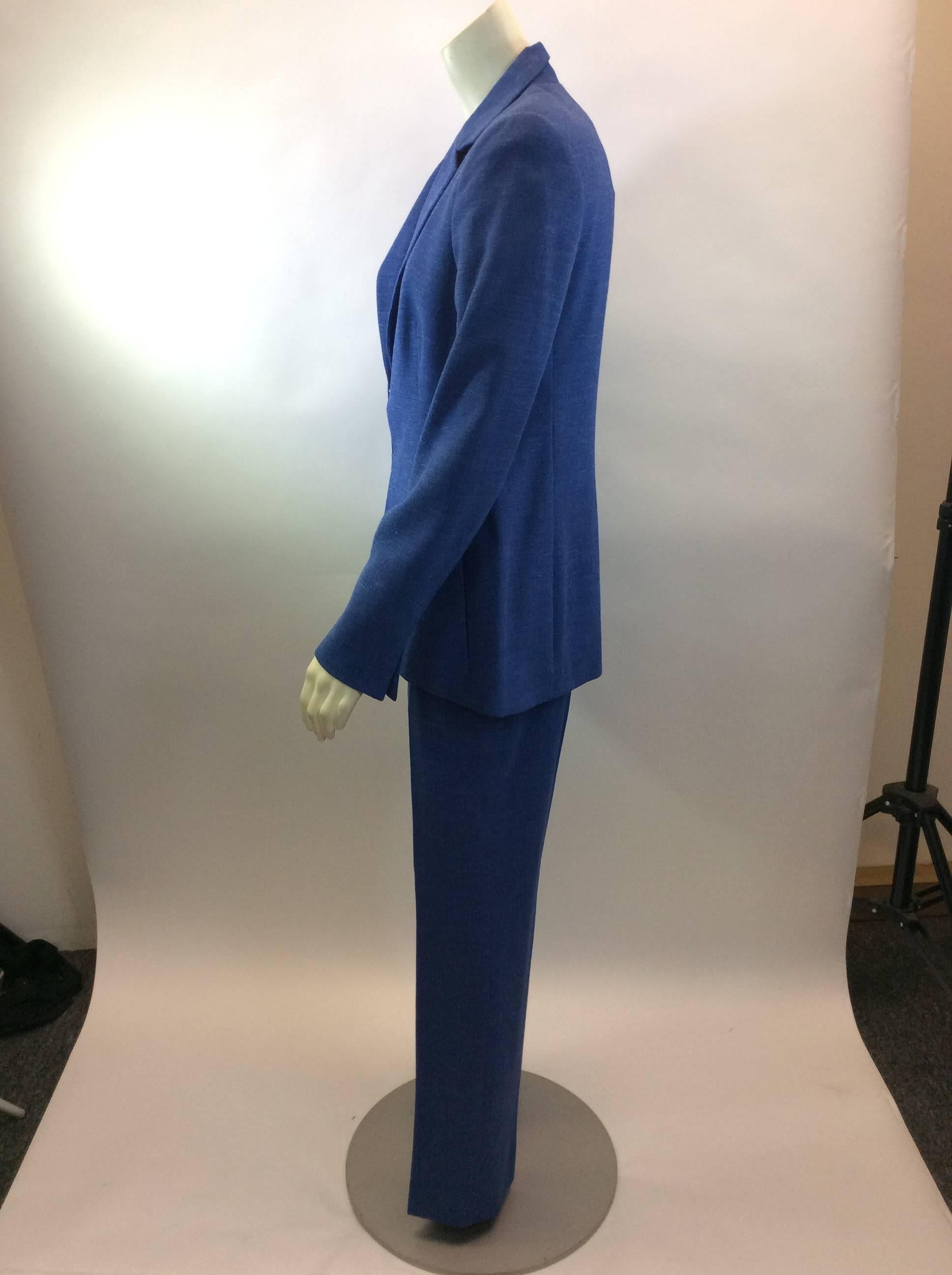 Akris Blue Wool Pant Suit
Size 6
Jacket:
Length 27
Bust 34
Waist 32
Pant:
Waist 30
Length 39
Inseam 29
60% wool
25% flax
10% Silk
5% Cashmere
Lining- 100% silk
$550
Made in Romania
