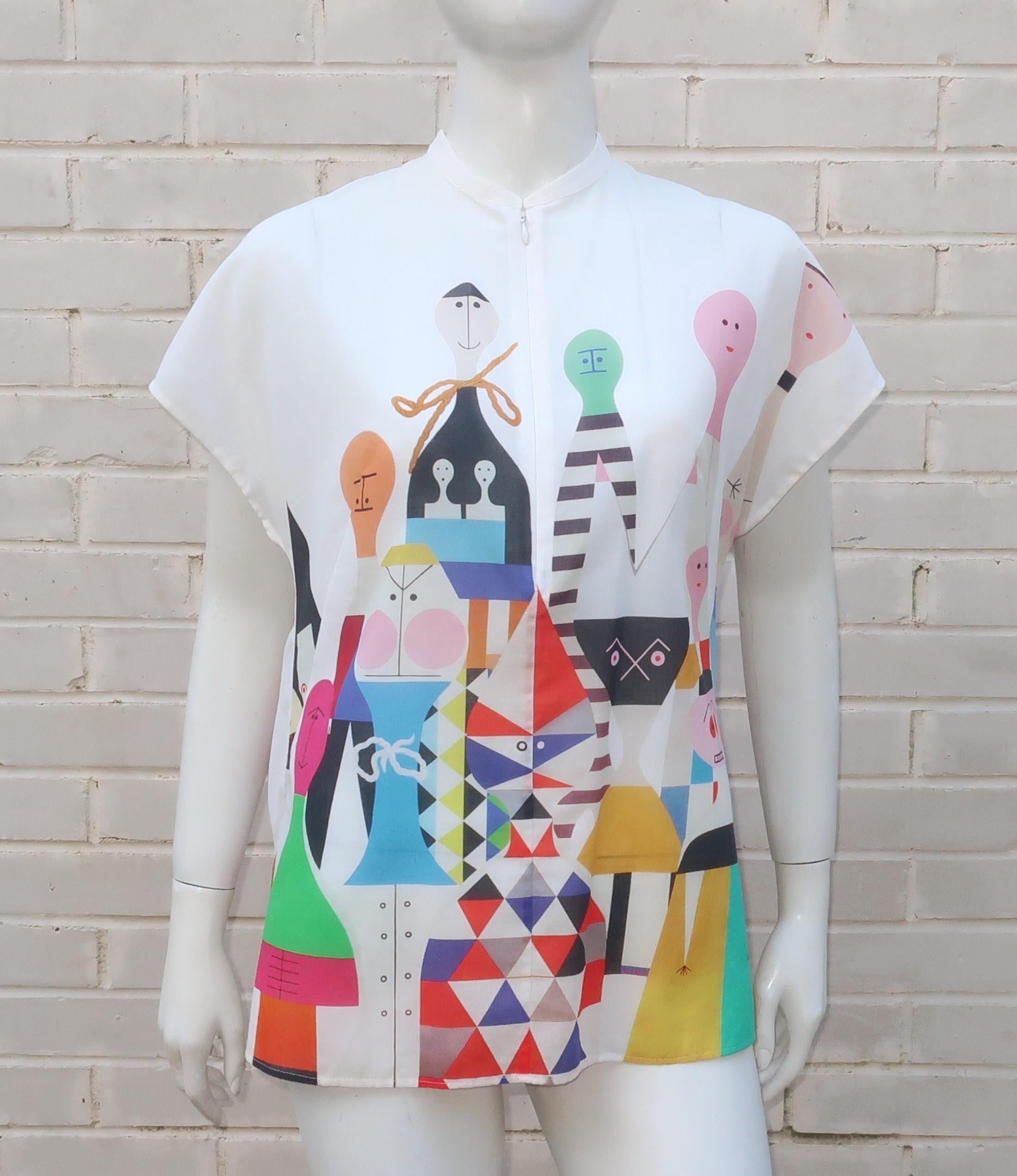 Die Frühjahr/Sommer-Kollektion 2018 des Schweizer Modehauses Akris wurde von der innovativen Kunst des amerikanischen Designers Alexander Girard und der Ausstellung zu Ehren seiner Designs im Vitra Design Museum inspiriert.  Das leichte
