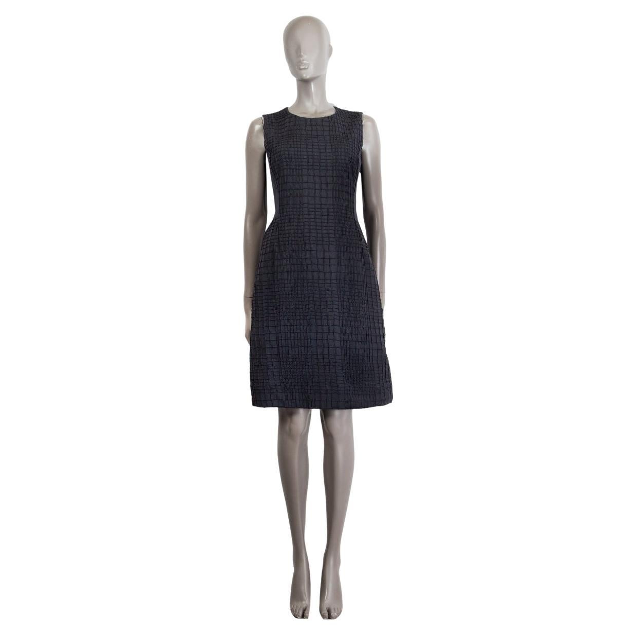 AKRIS dark grey wool TEXTURED SLEEVELESS Dress 36 S For Sale