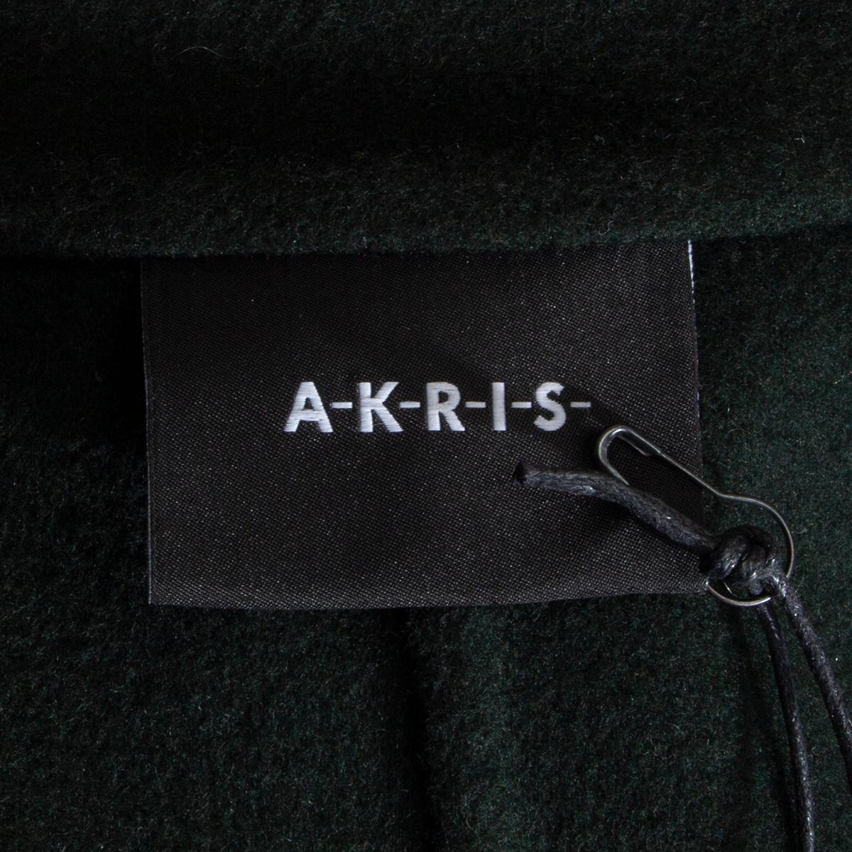 AKRIS forest green cashmere KNIT RAGLAN SLEEVE Coat Jacket 36 S In Excellent Condition For Sale In Zürich, CH