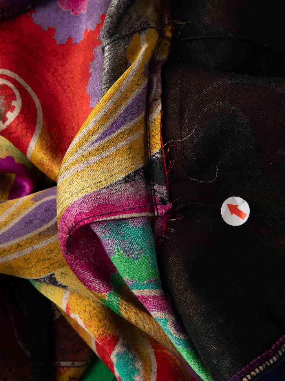 Chemisier Akris en soie imprimé cachemire avec écharpe taille XL Pour femmes en vente