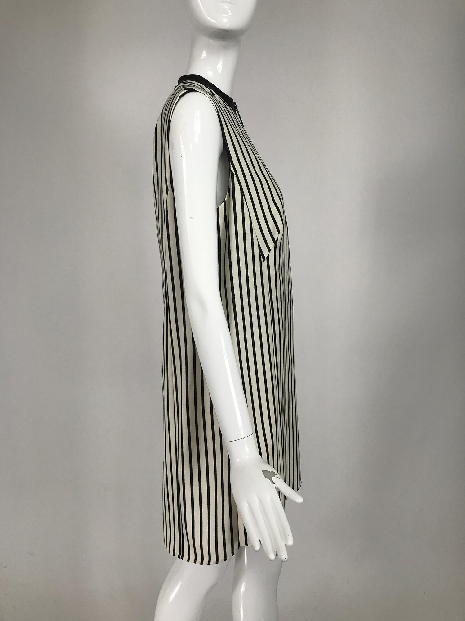 Akris Punto Black and White Stripe Zipper Front Tunic In Excellent Condition In West Palm Beach, FL