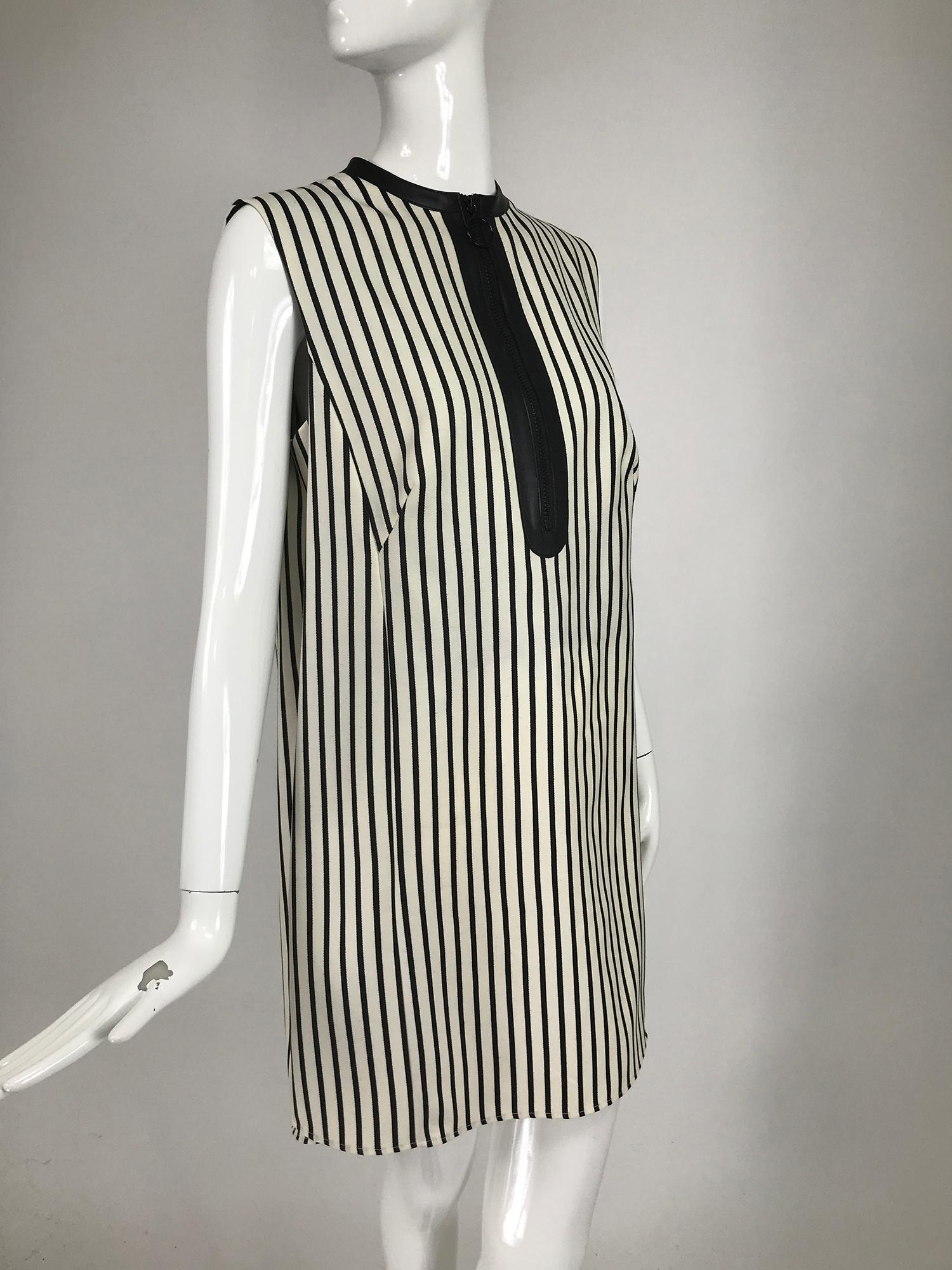 Women's Akris Punto Black and White Stripe Zipper Front Tunic