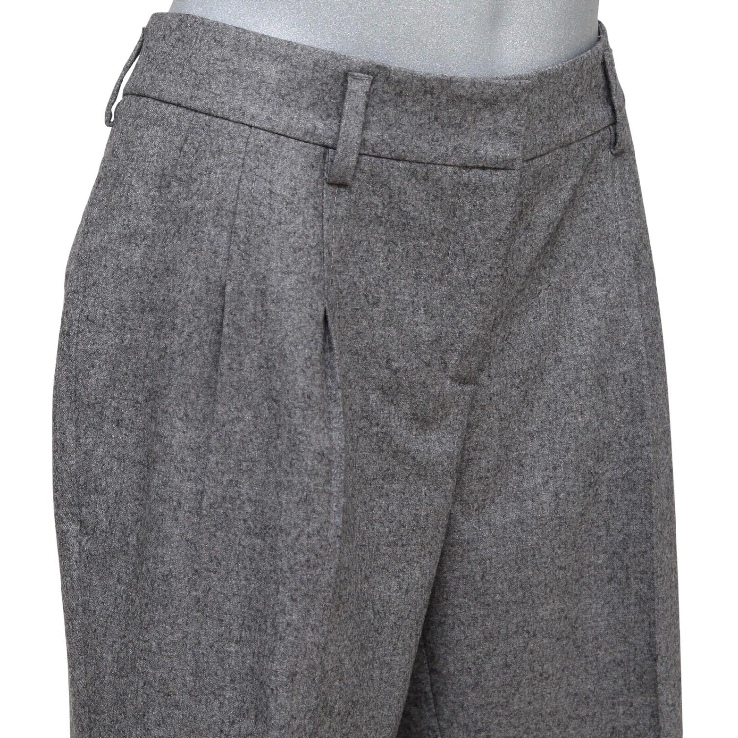 AKRIS PUNTO Pantalon gris à jambes droites et poches plissées en laine avec fermeture éclair Taille US 10 F 42 Pour femmes en vente